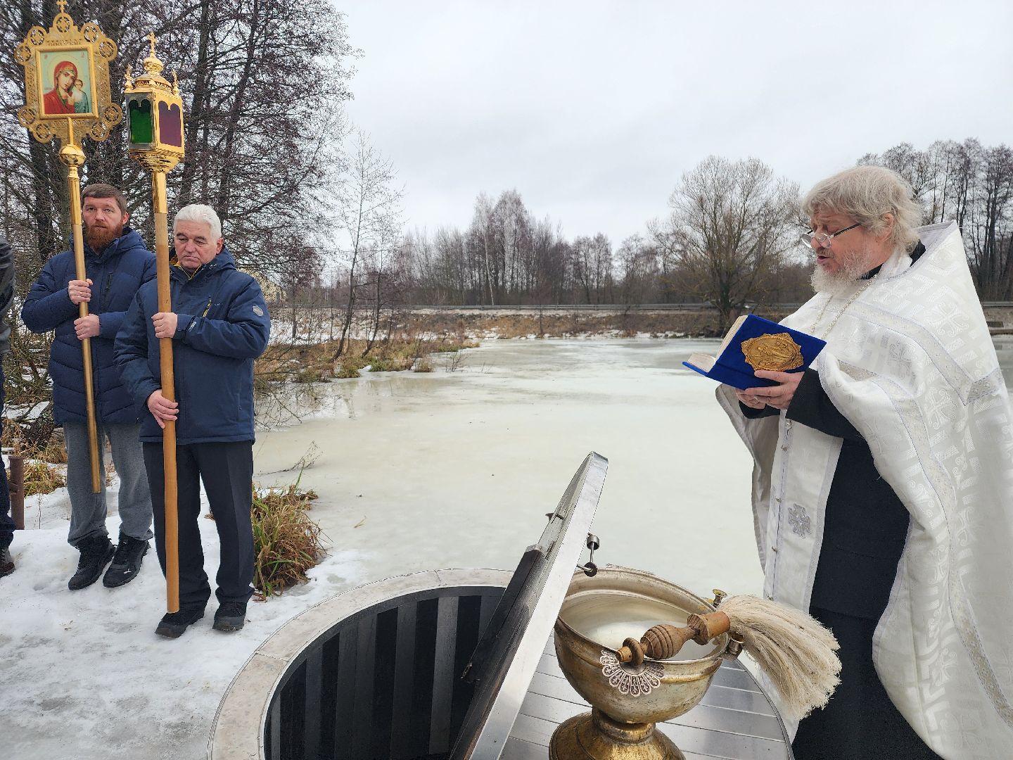 крещение, освящение воды, источник, фрязино, вертикалки,