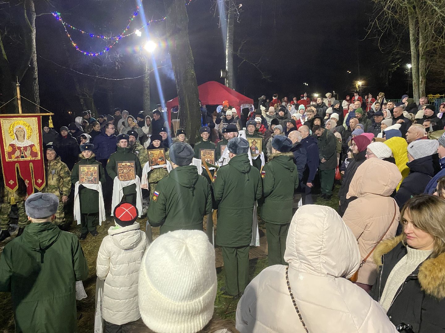 вертикалки, крещение во власихе, крещение господне, храм РВСН, храм во власихе, крещенские купания,
