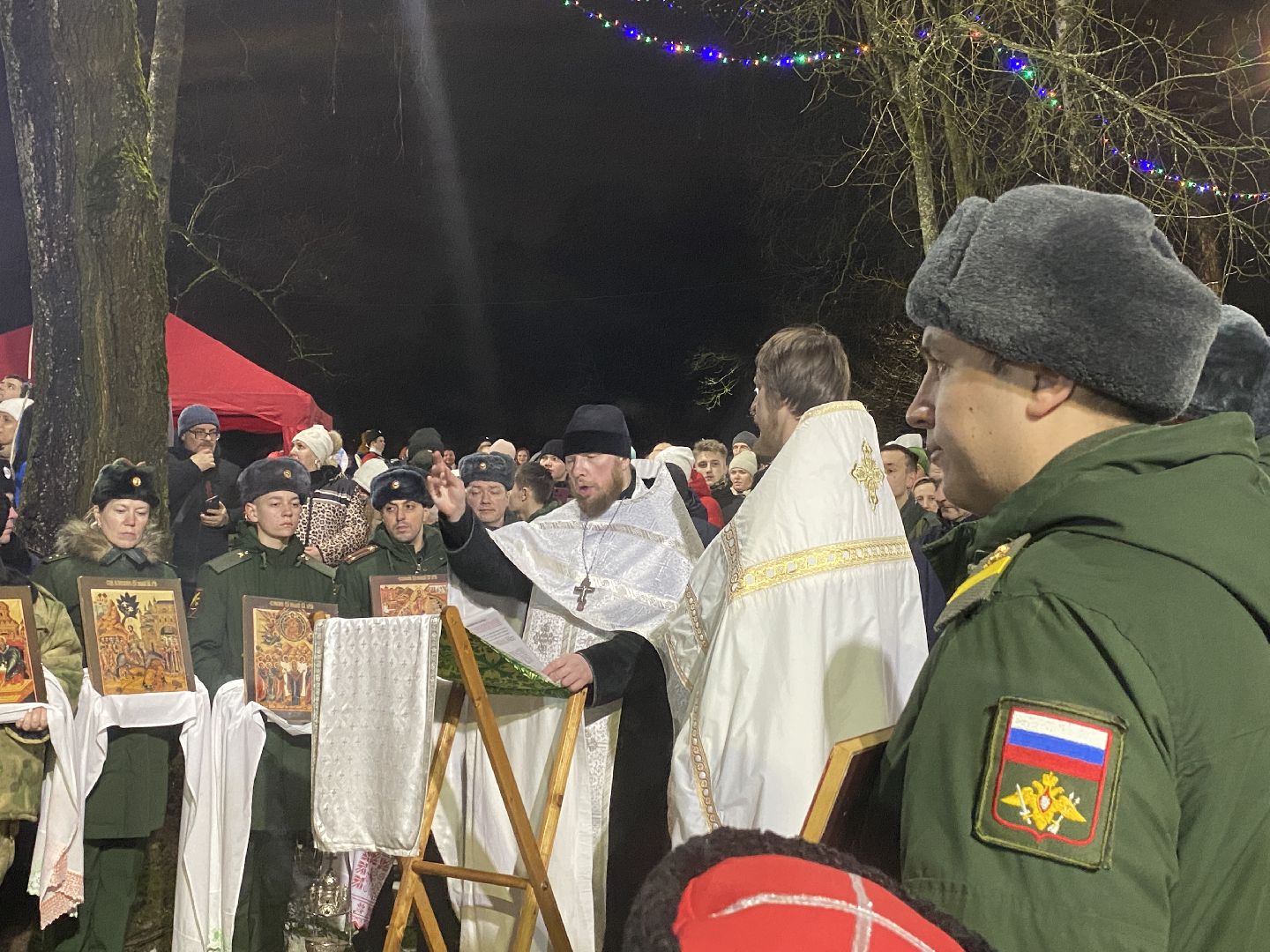 вертикалки, крещение во власихе, крещение господне, храм РВСН, храм во власихе, крещенские купания,