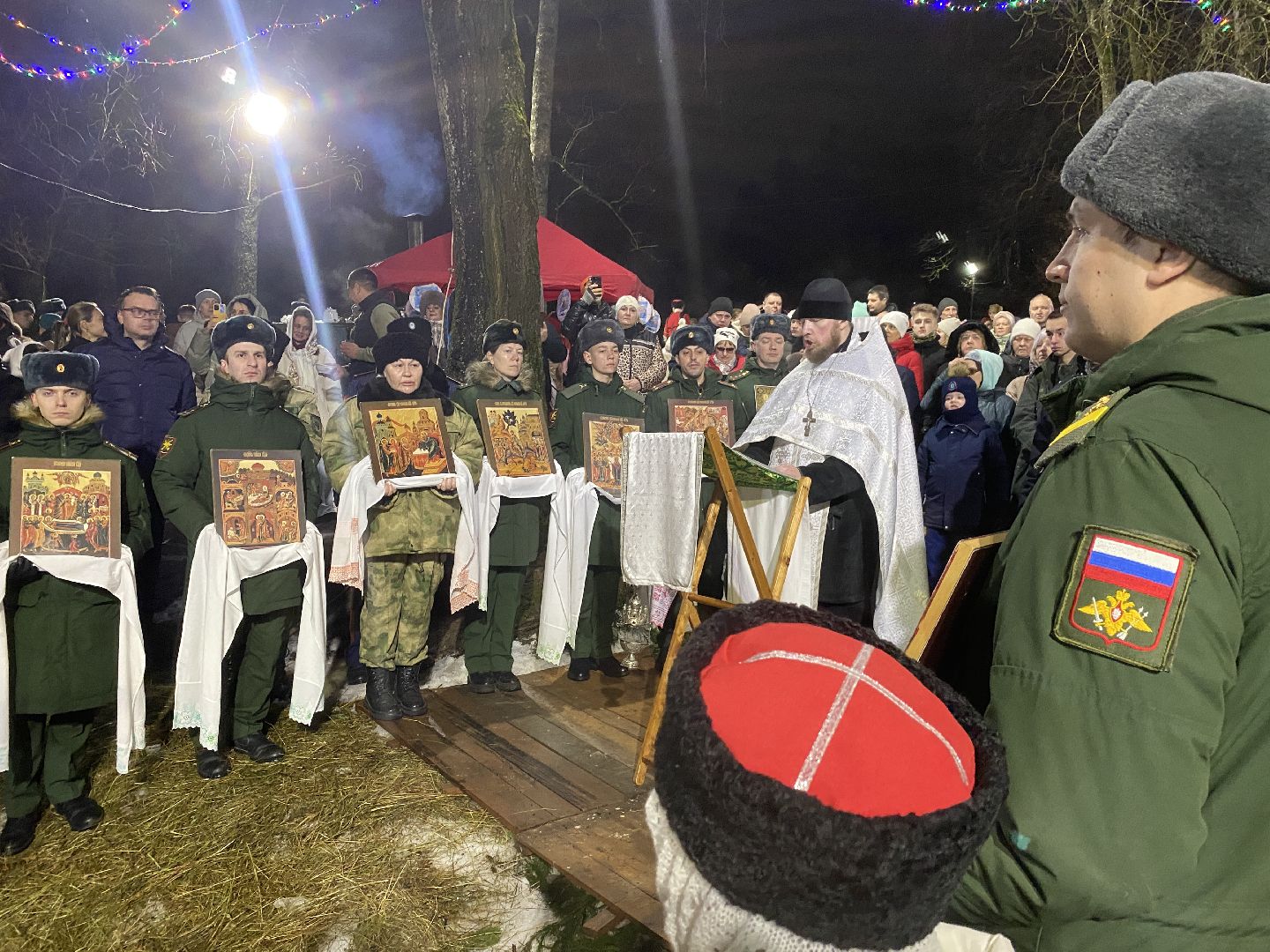 вертикалки, крещение во власихе, крещение господне, храм РВСН, храм во власихе, крещенские купания,