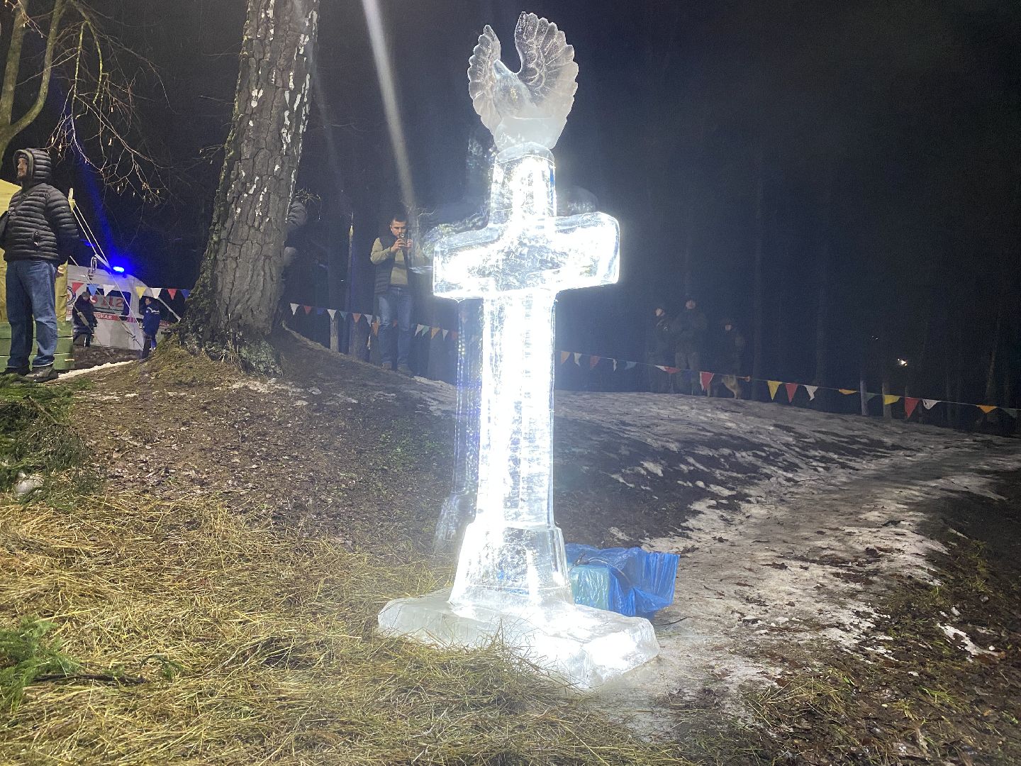 вертикалки, крещение во власихе, крещение господне, храм РВСН, храм во власихе, крещенские купания,