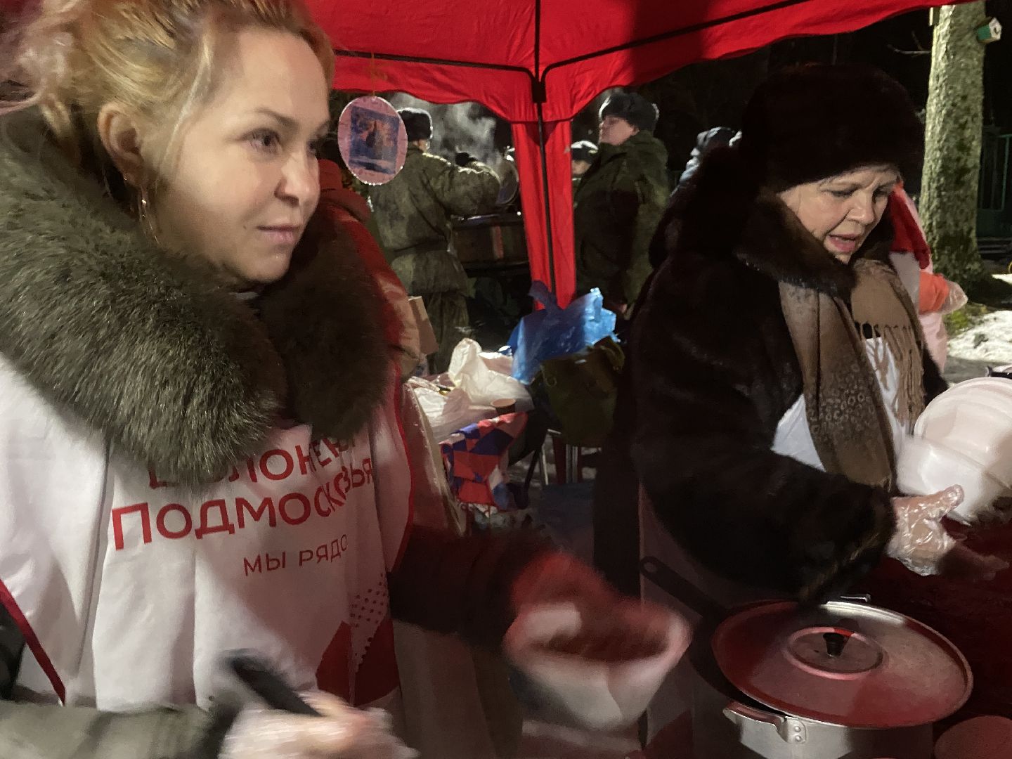 крещение, крещение во власихе, крещение господне, среднее озеро Власиха, купель во Власихе, вертикалки