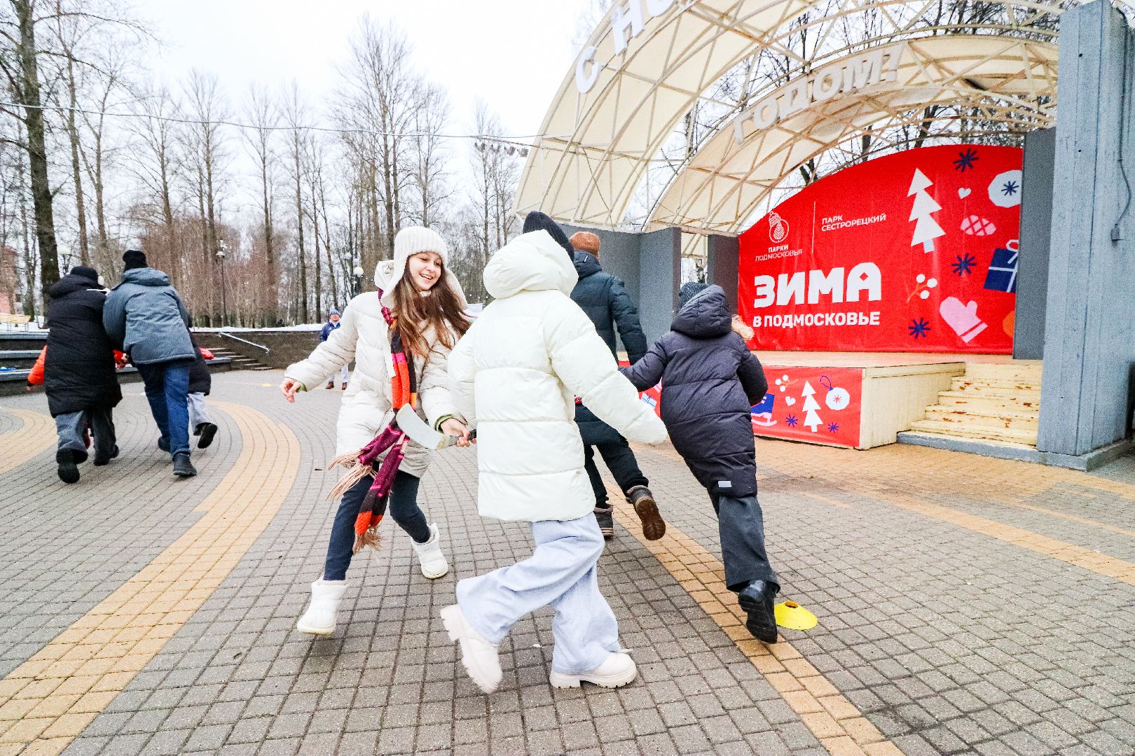 Клин, общество, парки, спорт, игры с детьми, зима в подмосковье, вертикалки,