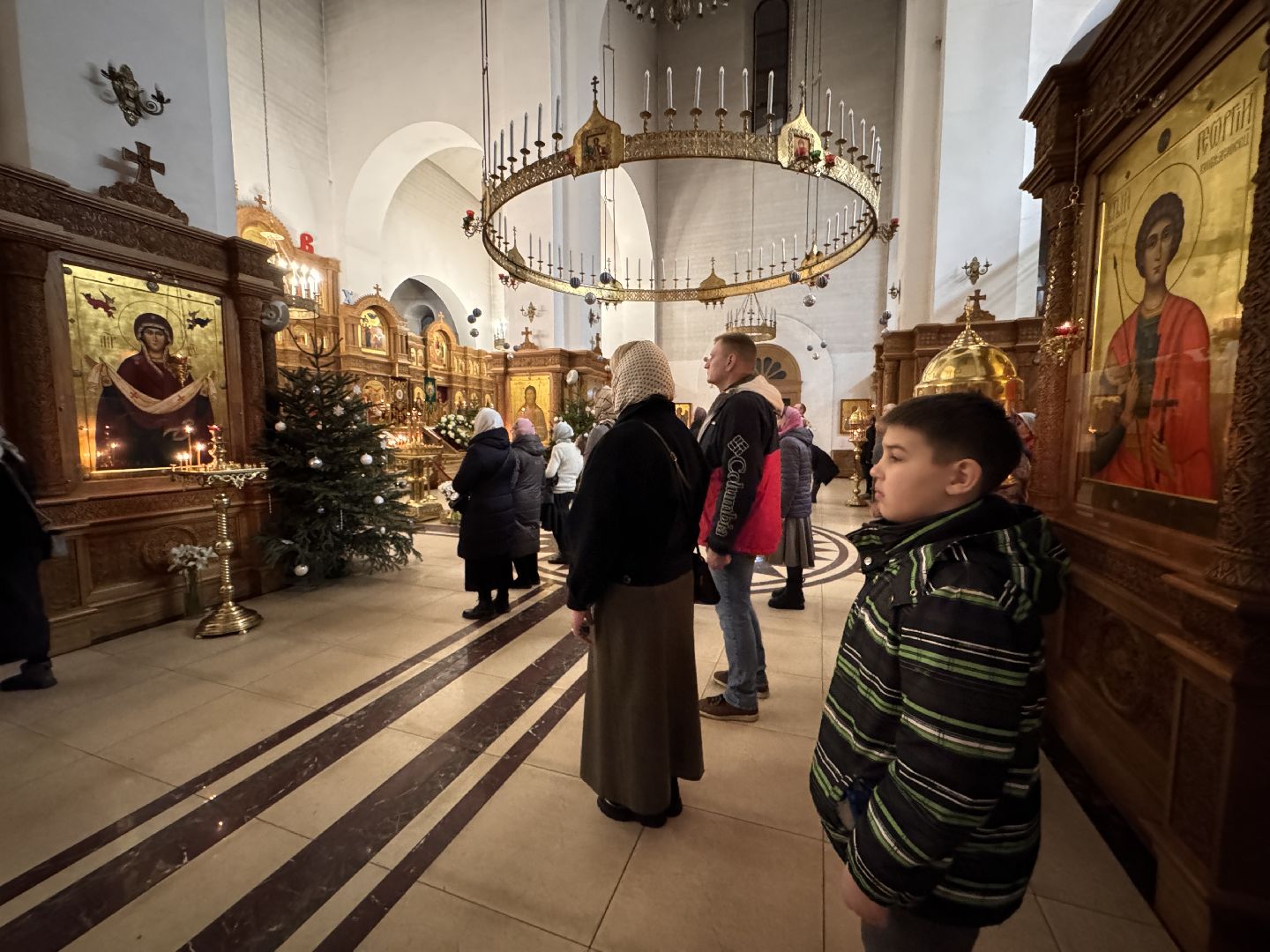 Крещение в Одинцово, Купель в Лесном городке, вертикалки,