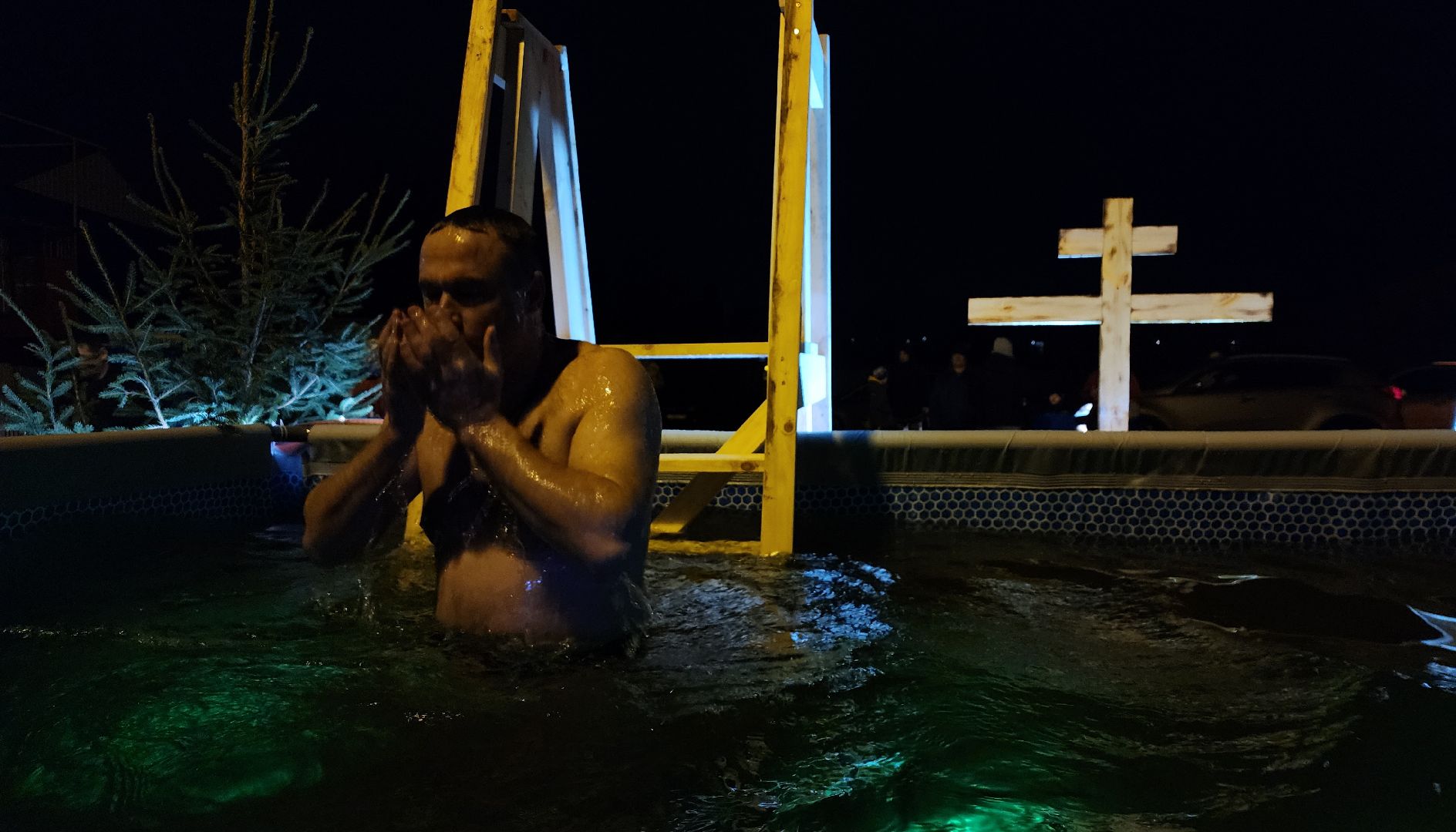 Крещение, освящение воды, крещенские купания, Троицкий приход,