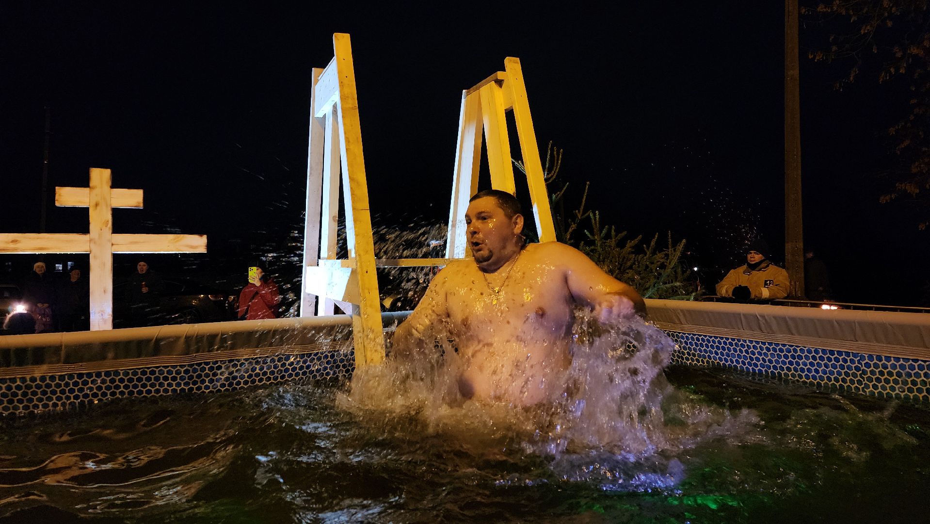 Крещение, освящение воды, крещенские купания, Троицкий приход,