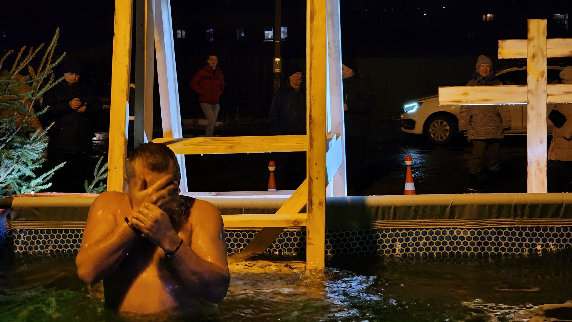 Крещение, освящение воды, крещенские купания, Троицкий приход,