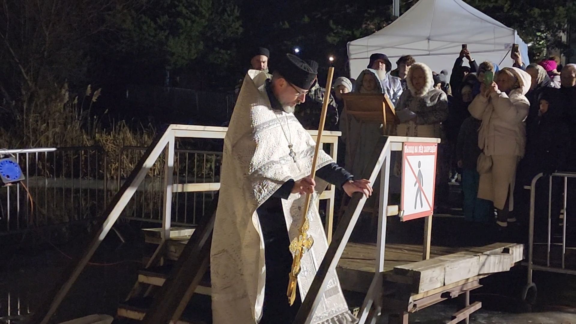 крещение в бронницах, Бронницы, Дети, Крещение купания, Освящение купели в Бронницах, вертикалки,