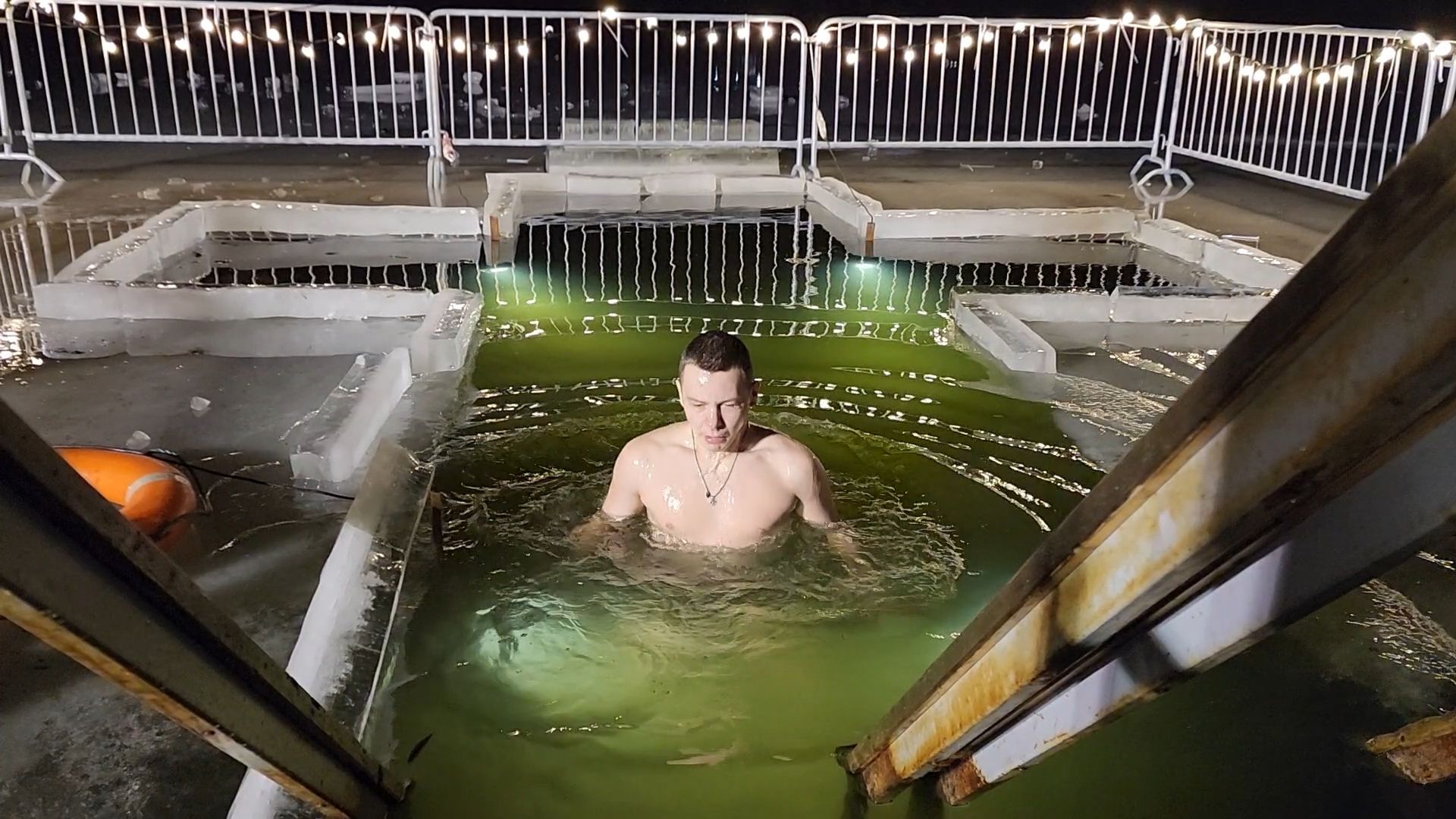 крещение в бронницах, Бронницы, Дети, Крещение купания, Освящение купели в Бронницах, вертикалки,