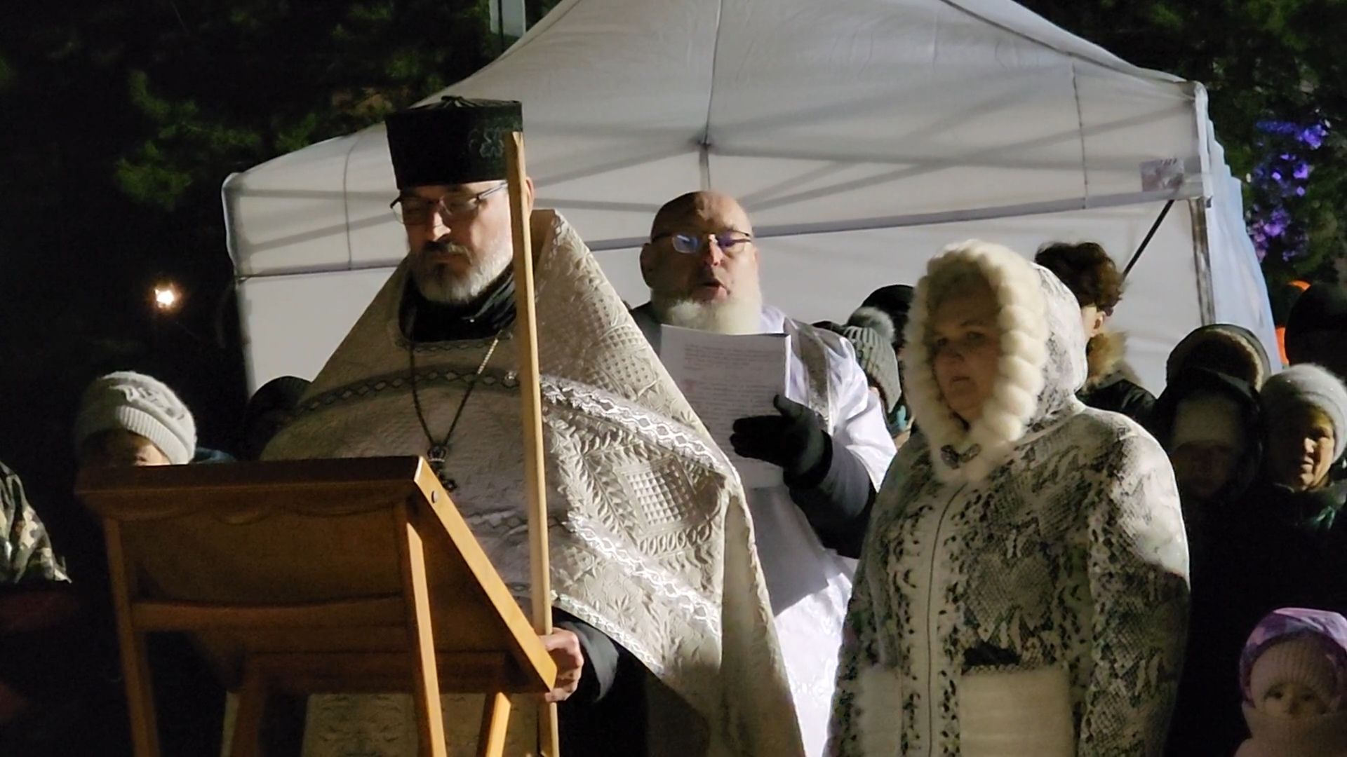 крещение в бронницах, Бронницы, Дети, Крещение купания, Освящение купели в Бронницах, вертикалки,