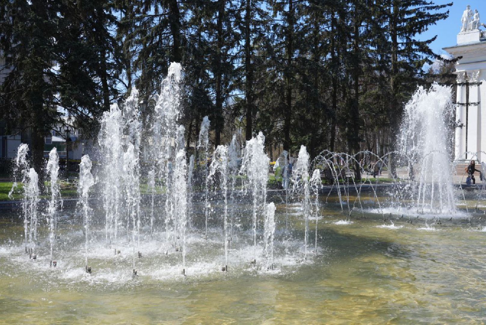 Сергиев Посад, Сергиево-Посадский городской округ, Фонтаны, Общество, Весна, Благоустройство