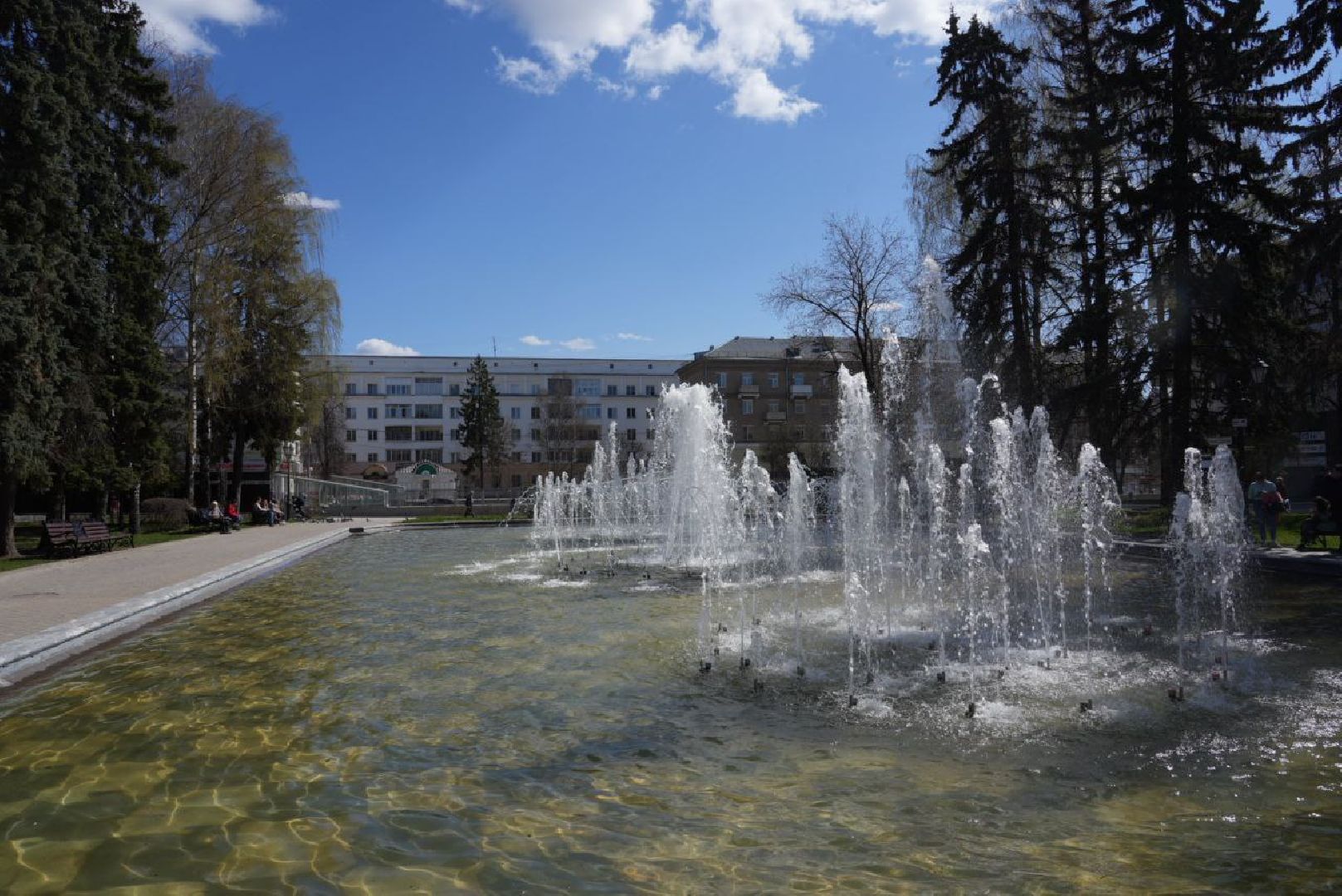 Сергиев Посад, Сергиево-Посадский городской округ, Фонтаны, Общество, Весна, Благоустройство