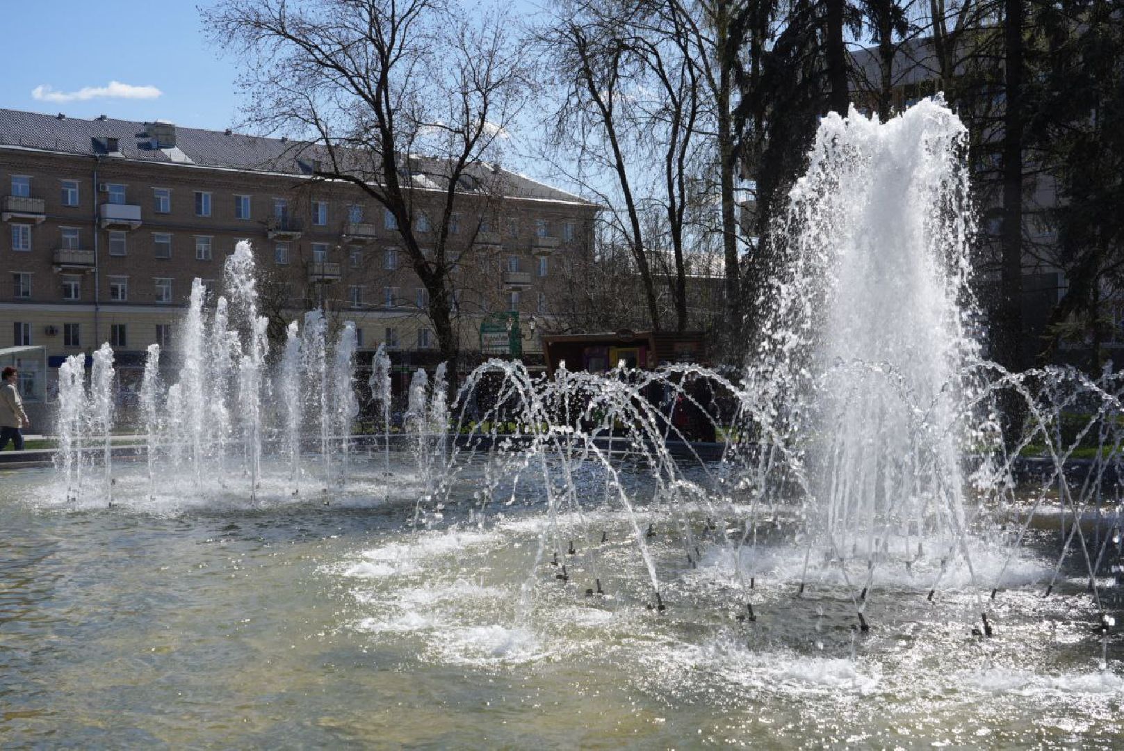 Сергиев Посад, Сергиево-Посадский городской округ, Фонтаны, Общество, Весна, Благоустройство