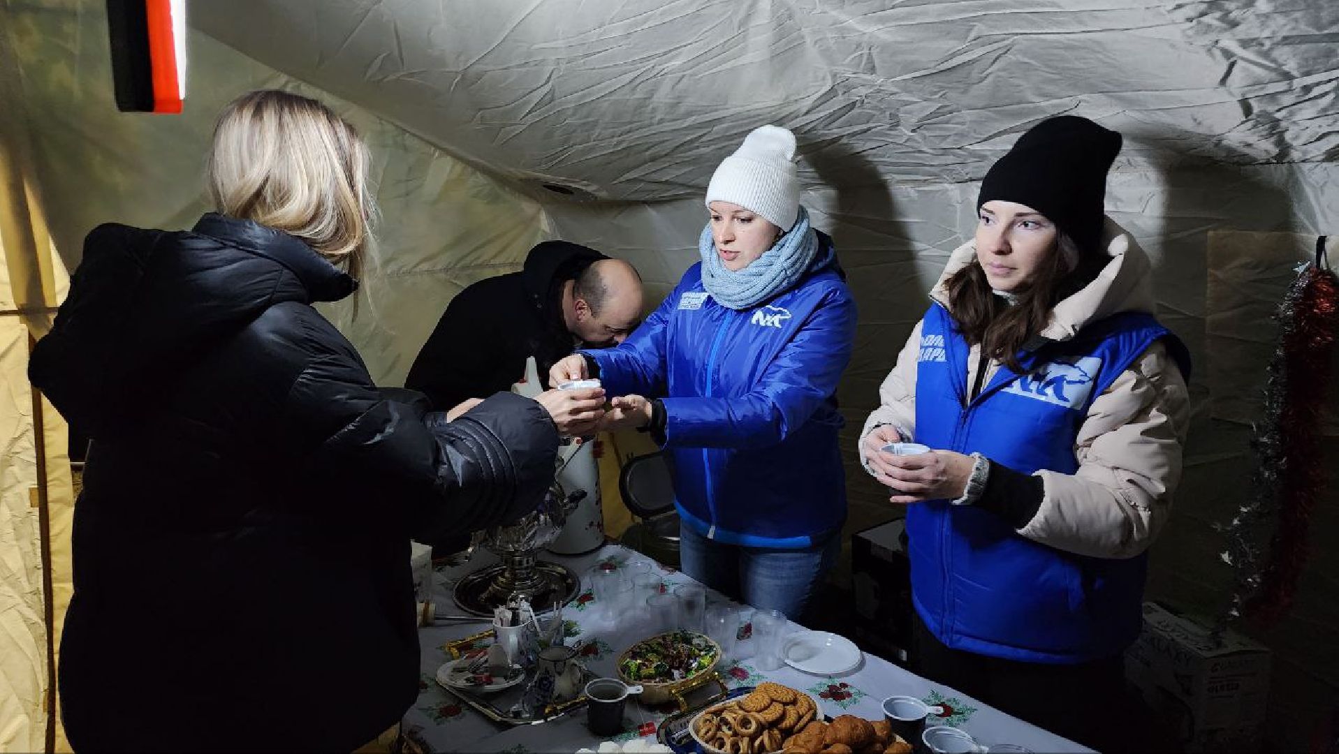 серебряные пруды, крещение господне, купель в пурловке, молодая гвардия,