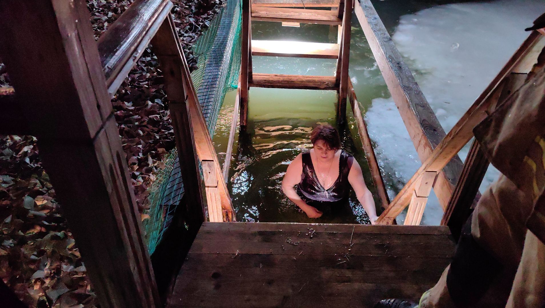 купания, озеро, обряд омовения, Богоявление,