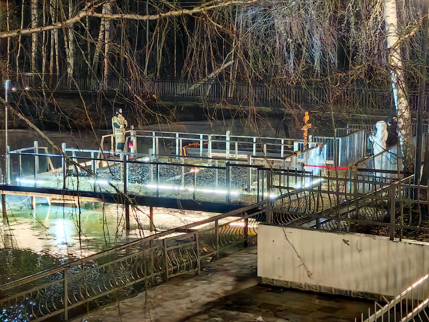 купания, озеро, обряд омовения, Богоявление,