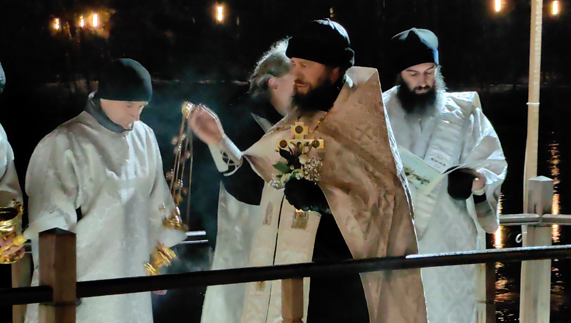 крещение, крестный ход, купание, верующие, озеро, Храм Преображения Господня,