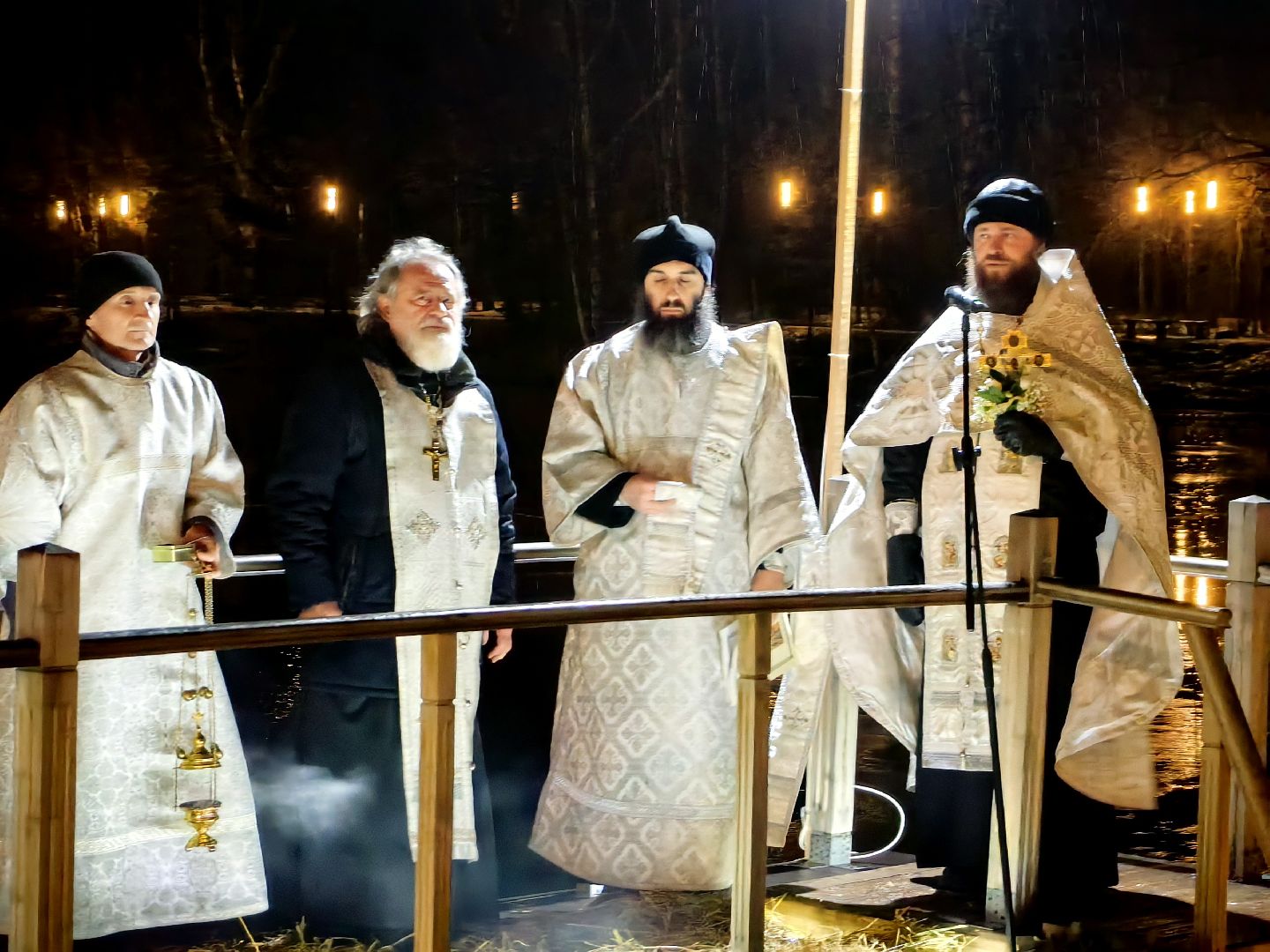 крещение, крестный ход, купание, верующие, озеро, Храм Преображения Господня,