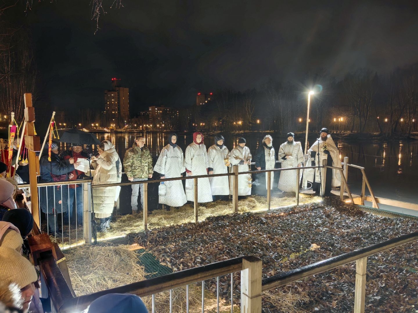 крещение, крестный ход, купание, верующие, озеро, Храм Преображения Господня,