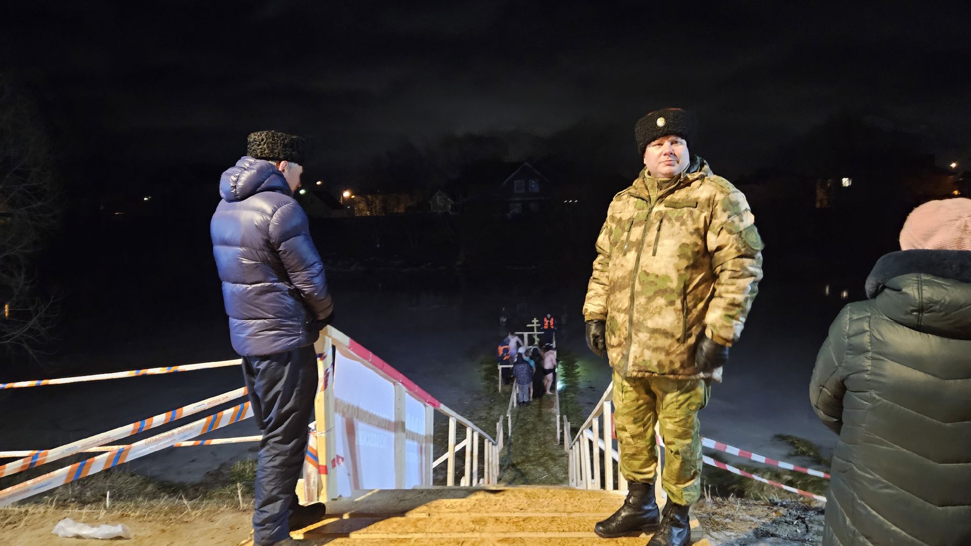 крещение, жуковский, купание в проруби,