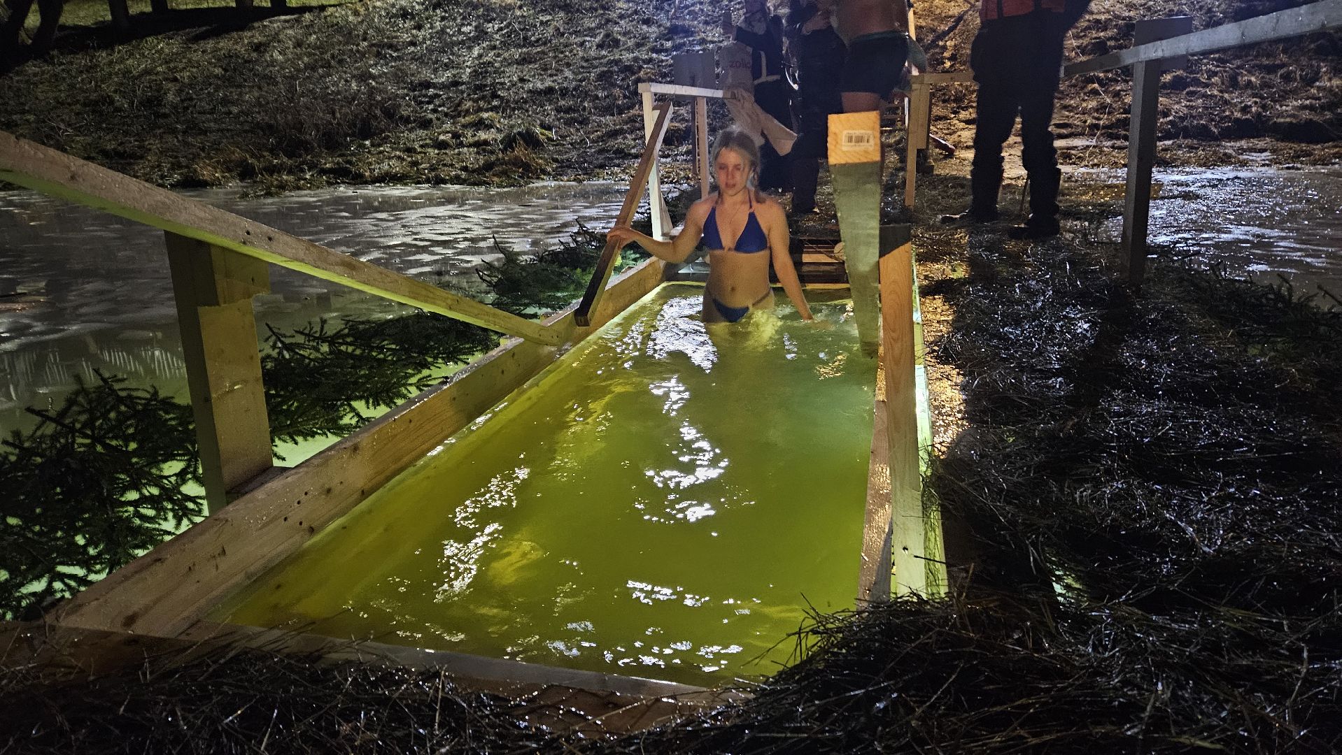 крещение, жуковский, купание в проруби,