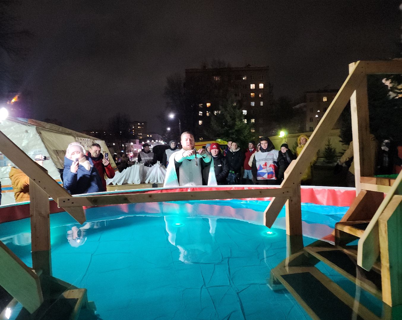 Подольск, Крещенские купания, Купель, Чин освящения воды, троицкий собор, вертикалки,