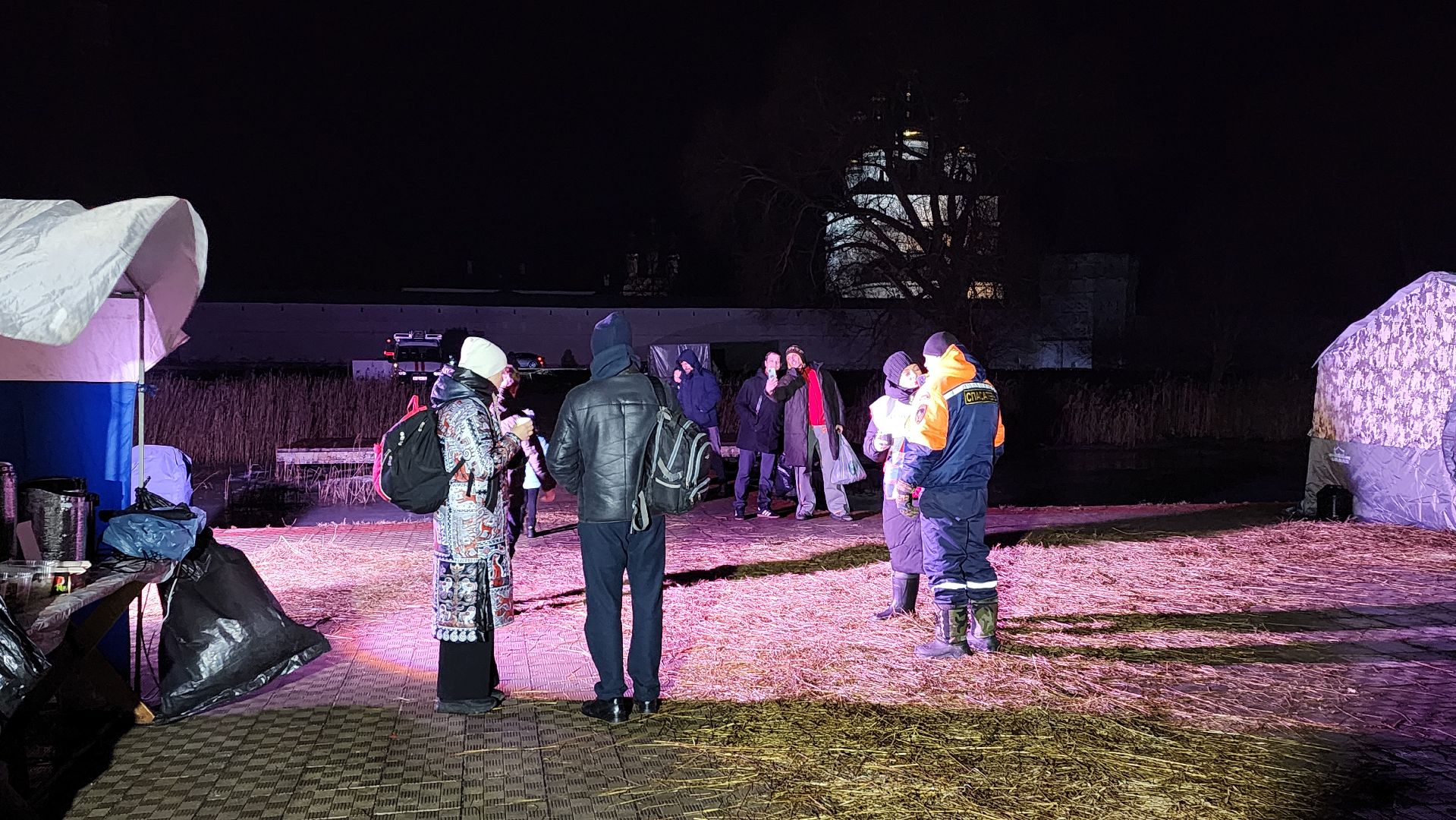 крещение, крещенские купания, волоколамск, крещение господне,