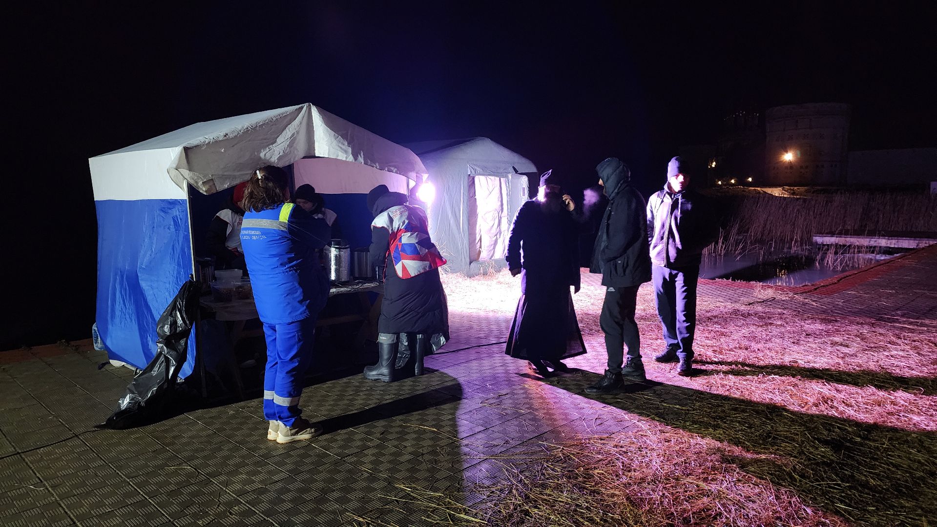 крещение, крещенские купания, волоколамск, крещение господне,