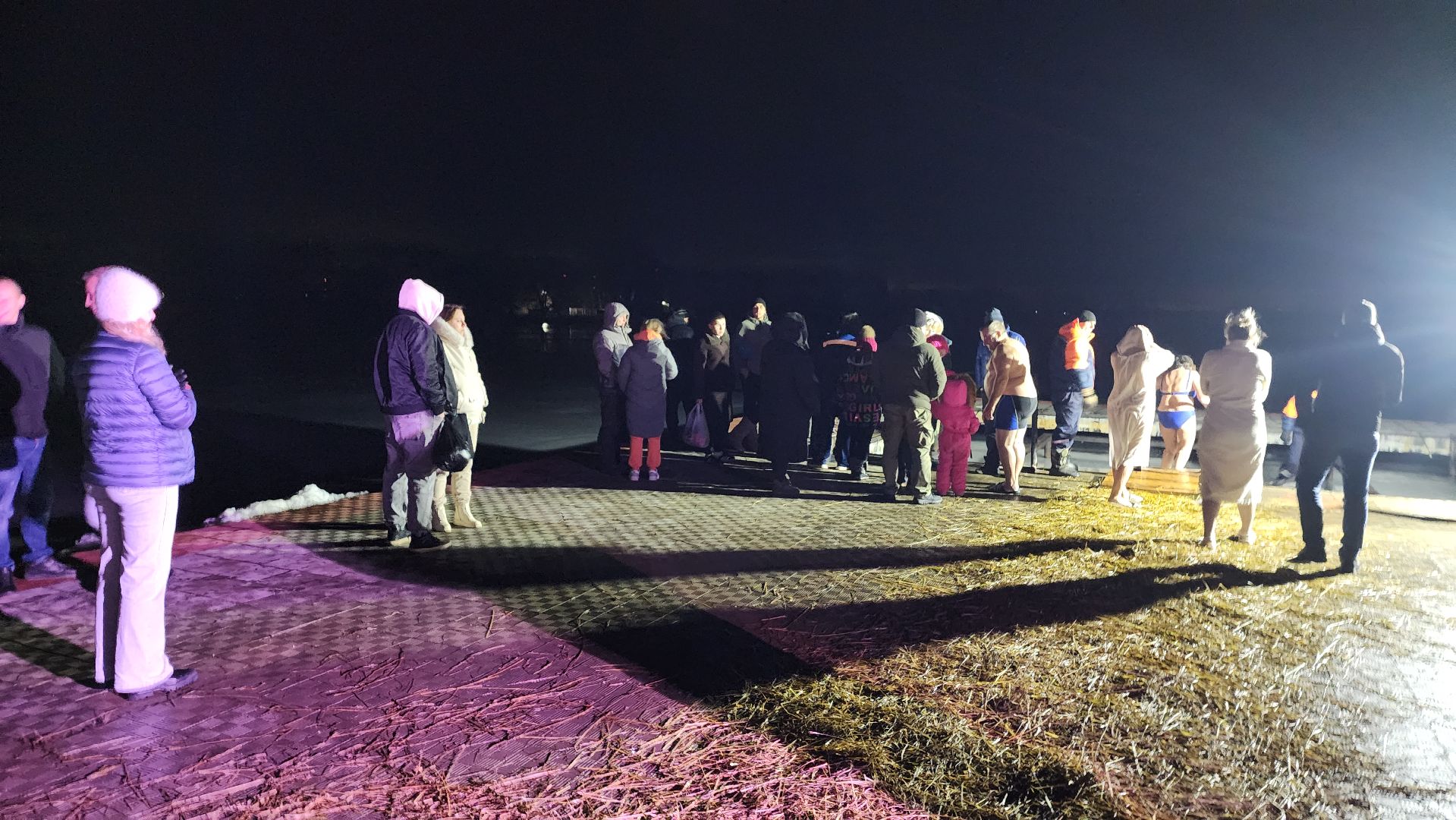 крещение, крещенские купания, волоколамск, крещение господне,