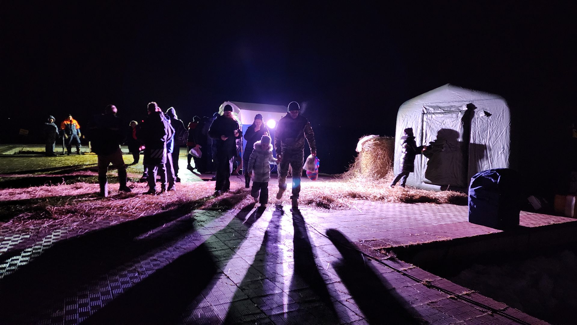 крещение, крещенские купания, волоколамск, крещение господне,