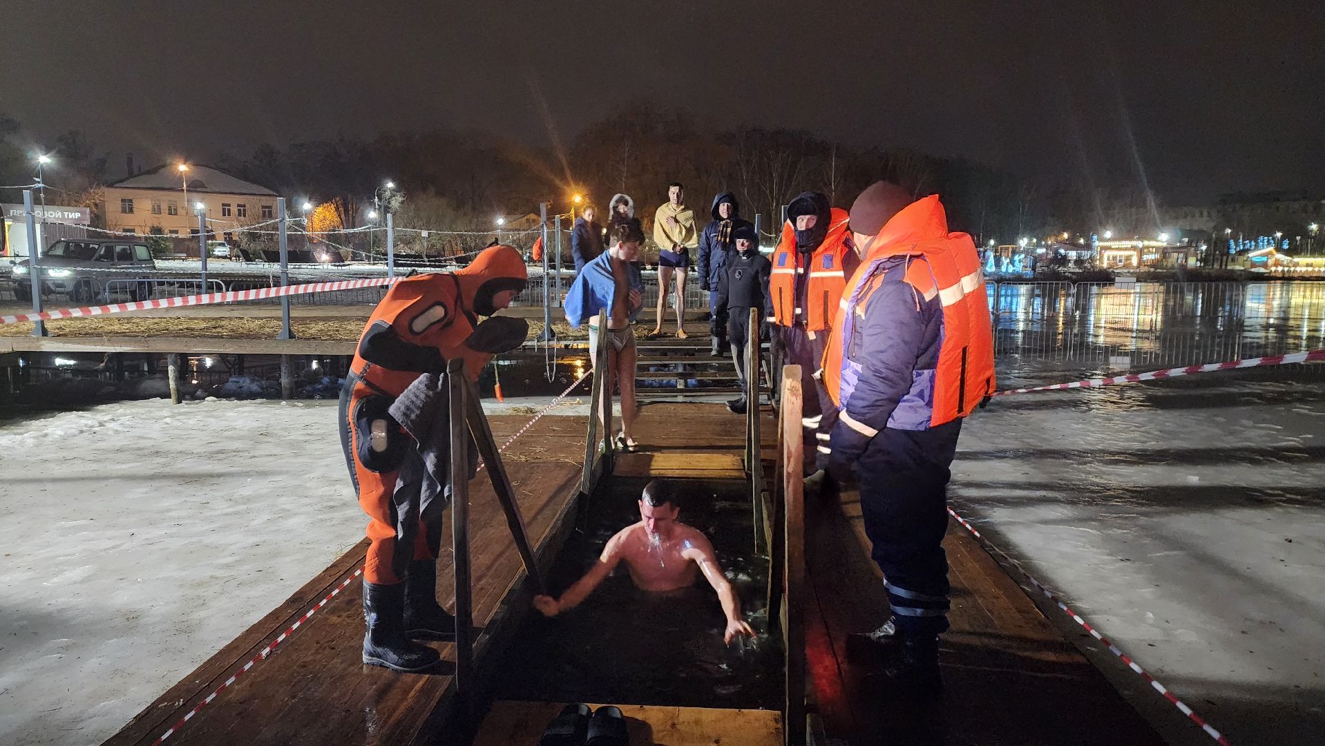 солнечногорск, вертикалки, крещение, спасатели,