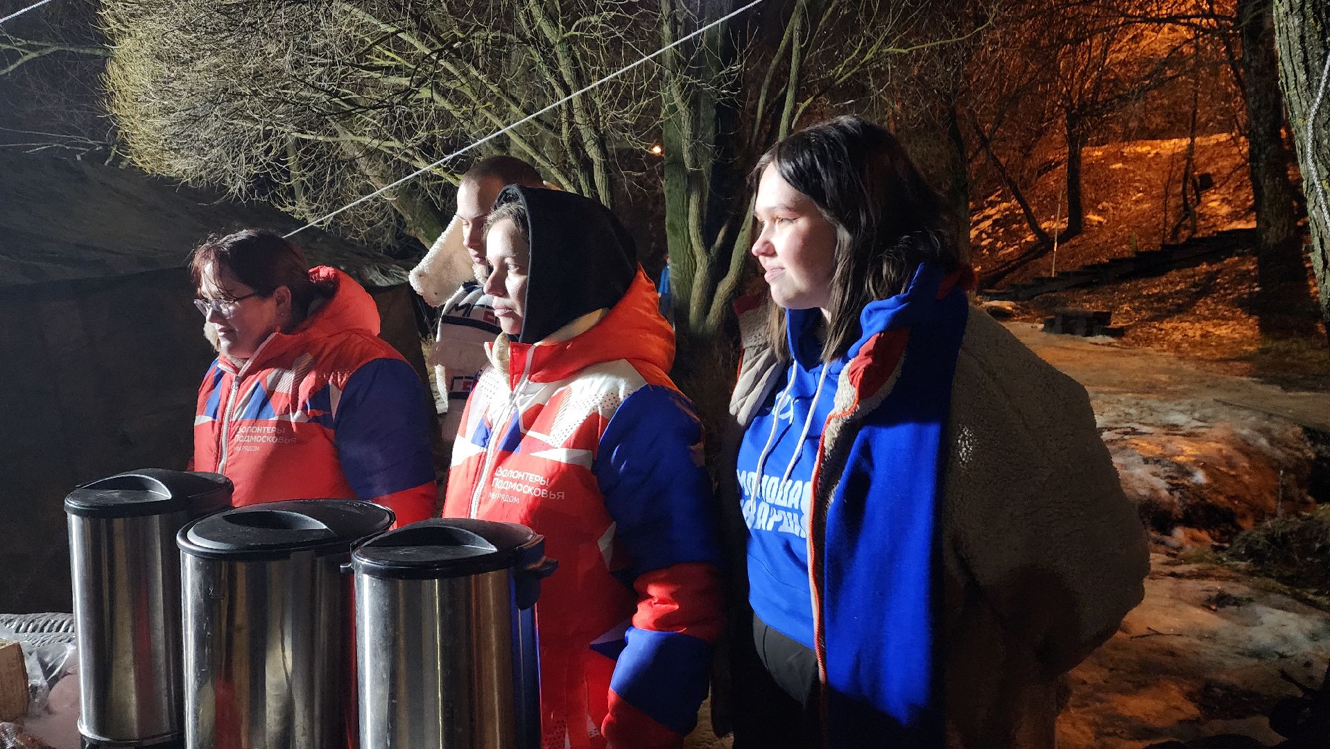 пушкино, крещение господне, крещенские купания, купель, православная молодежь, зима в подмосковье, река уча,