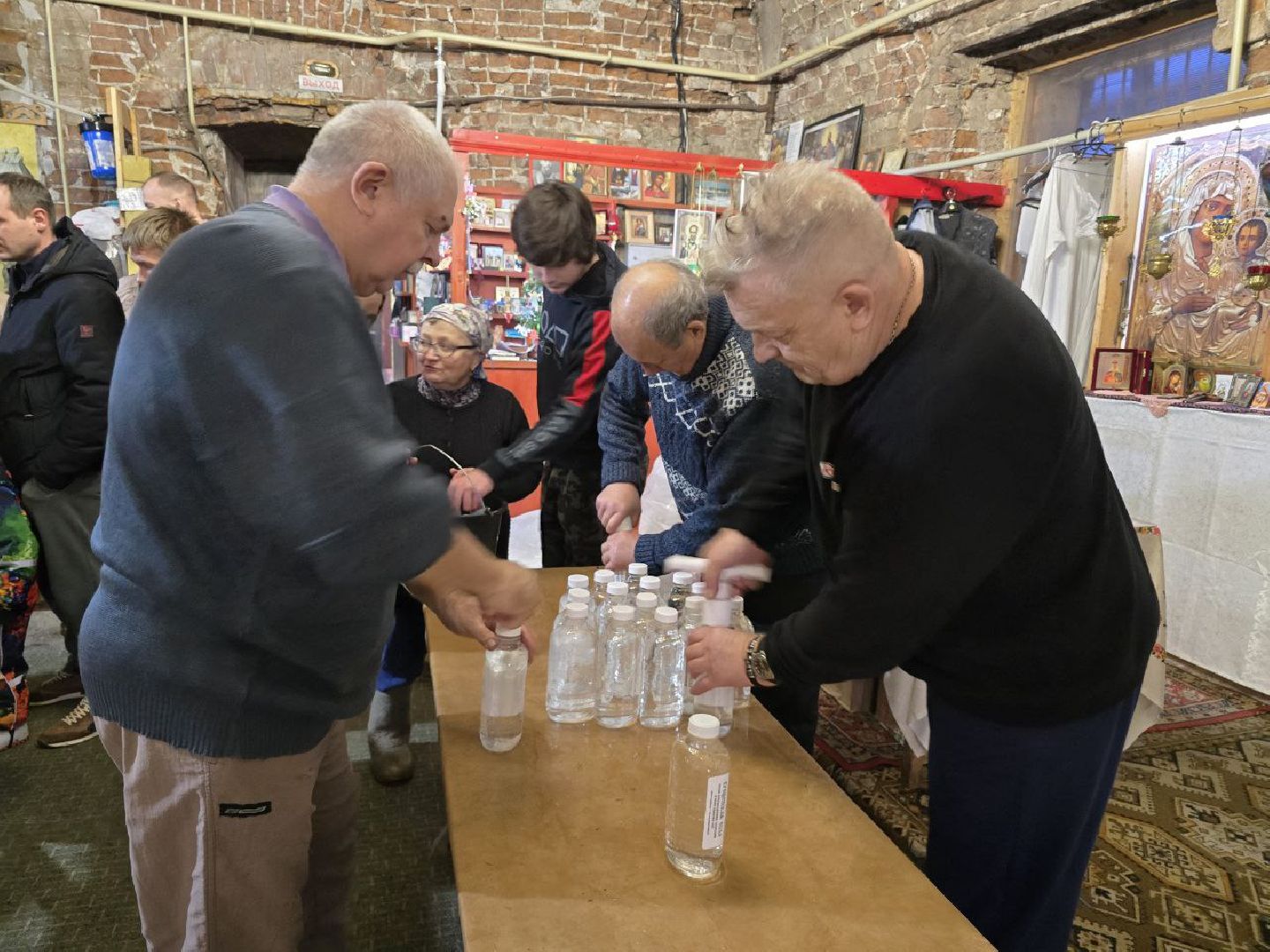 можайск, можайский муниципальный округ, подмосковье, крещенские купания, святая вода, крещение, крещение господне, православный праздник, вертикалки,