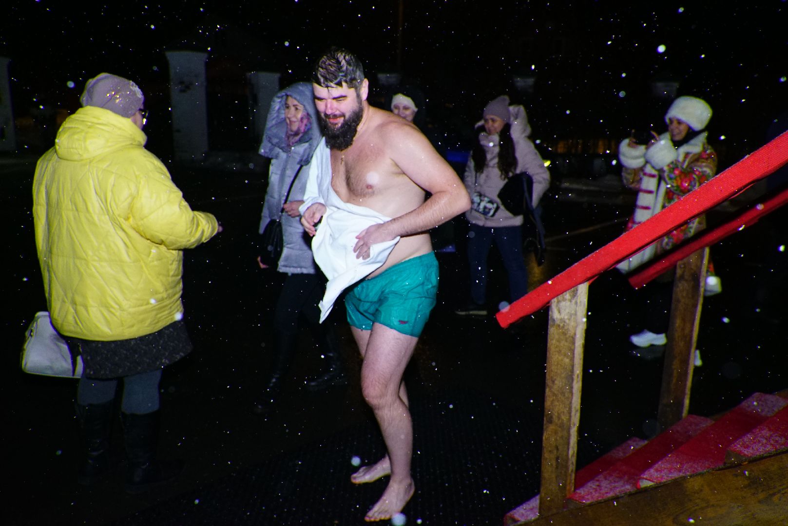 купание, купель, крещение, вертикалки,