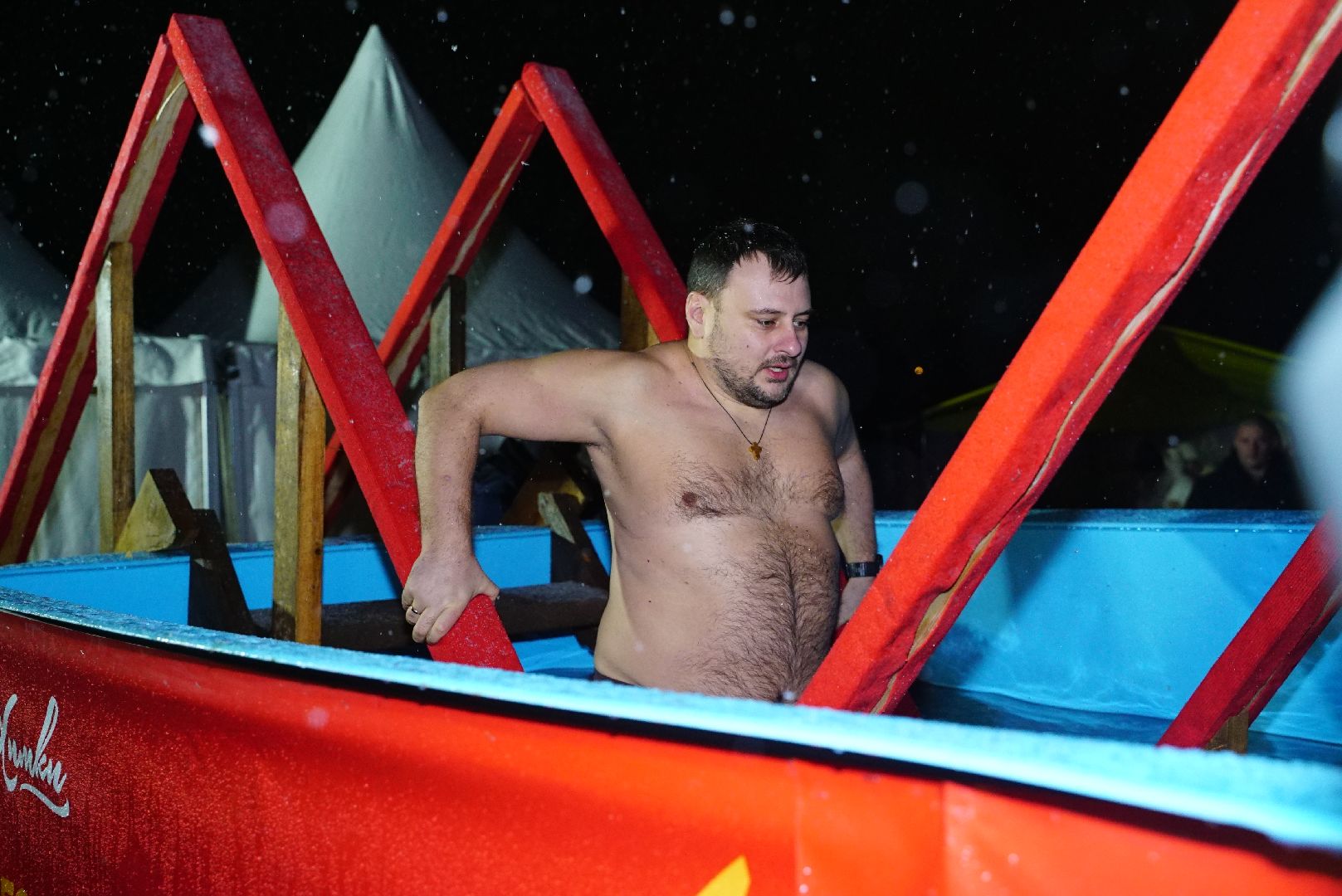 купание, купель, крещение, вертикалки,