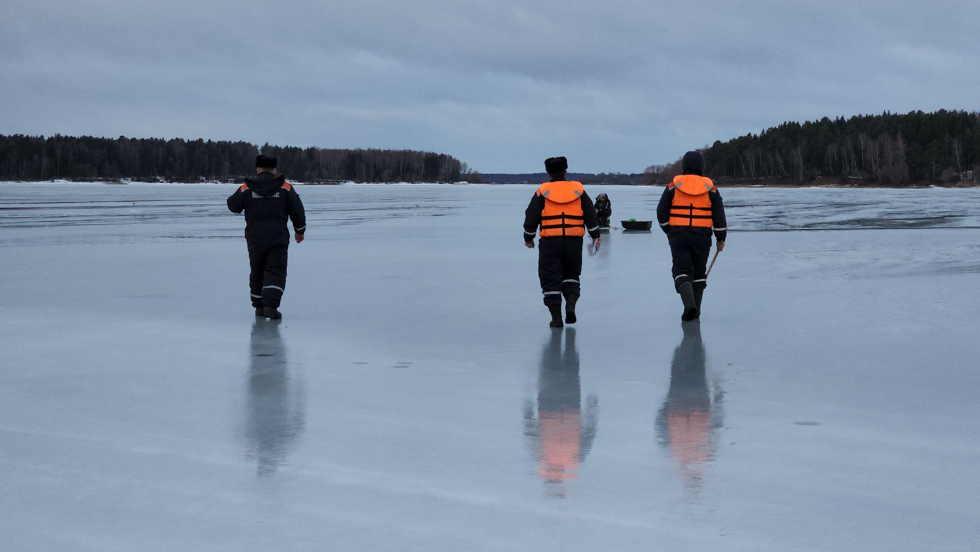 Руза, мособлпожспас, тонкий лед, озернинское водохранилище, безопасность, вертикалки,