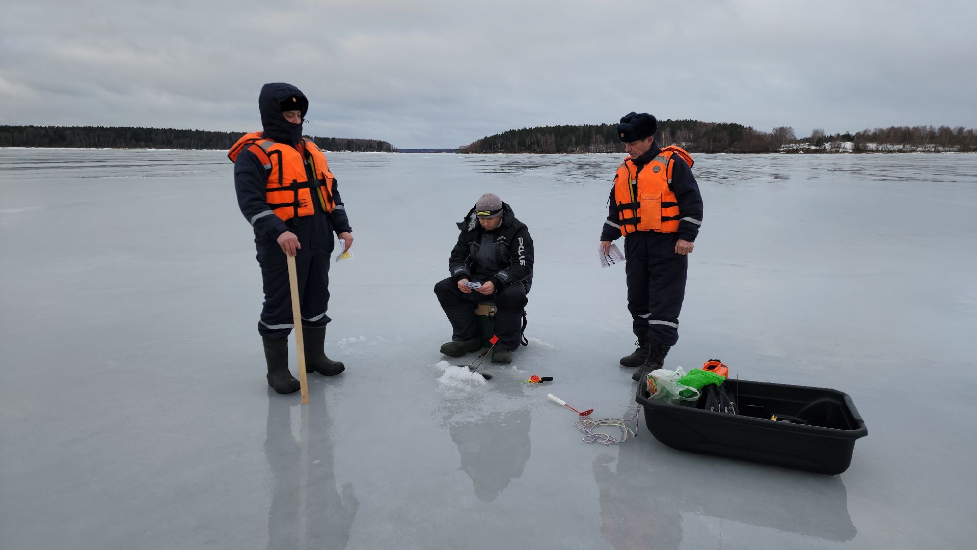 Руза, мособлпожспас, тонкий лед, озернинское водохранилище, безопасность, вертикалки,