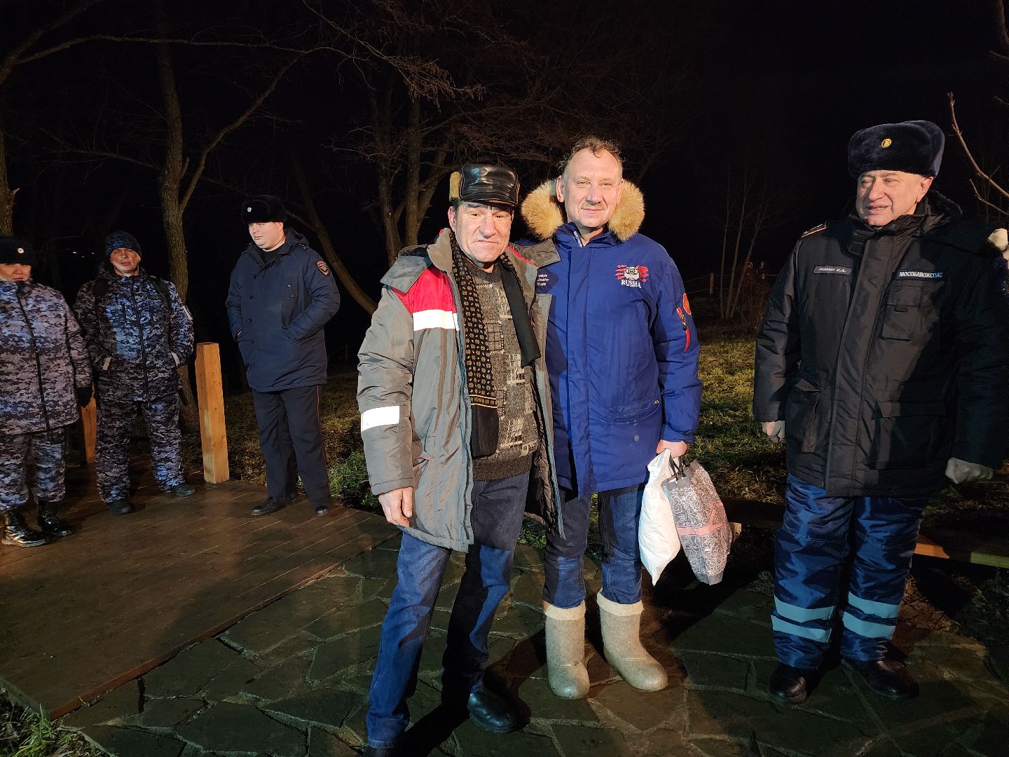 Зарайск, Белый колодец, Крещенские купания, вертикалки