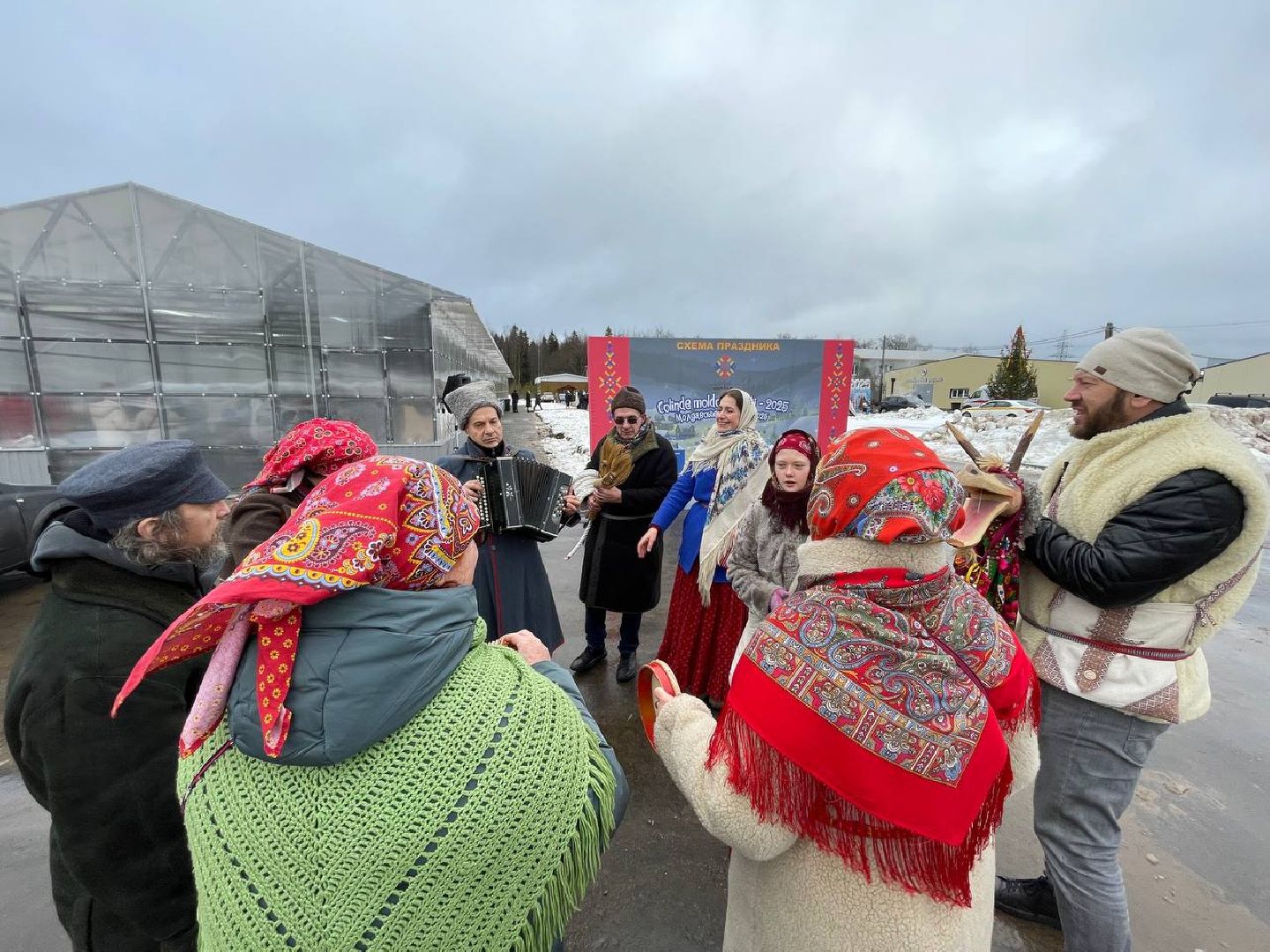 Дмитров, Экопарк Рождествено, Молдавия, вертикаль,