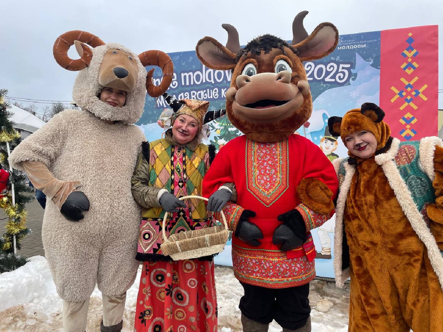 Дмитров, Экопарк Рождествено, Молдавия, вертикаль,