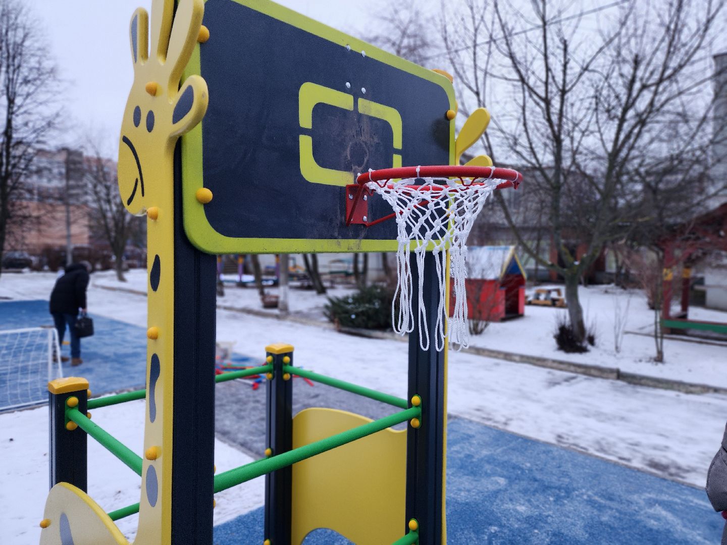 серпухов, вклад в будущее, детский сад 51, микрорайон ивановские дворики, детская площадка, вертикалки,