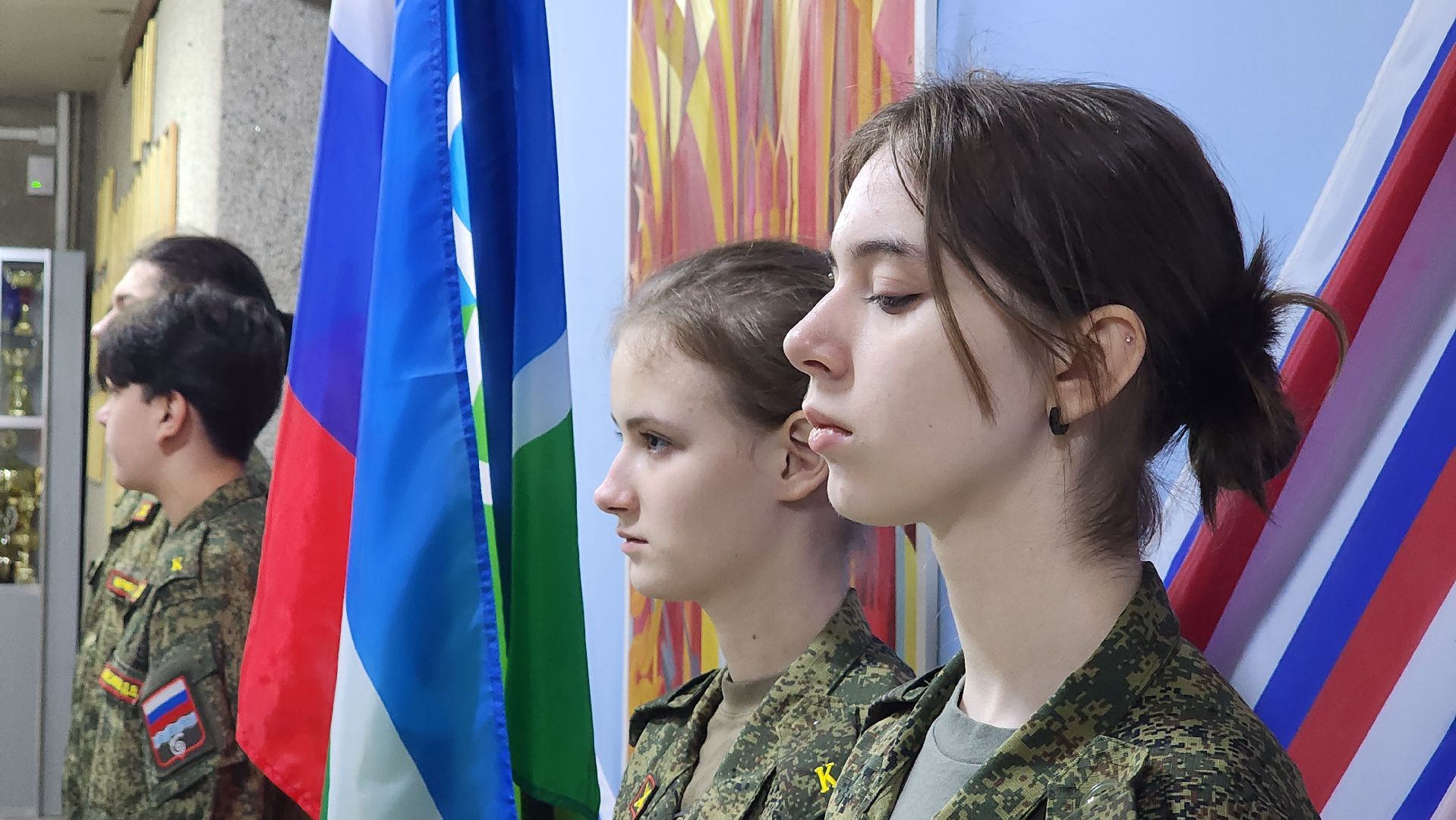 Протвино, Поднятие флага, торжественная линейка, Гимназия протвино,