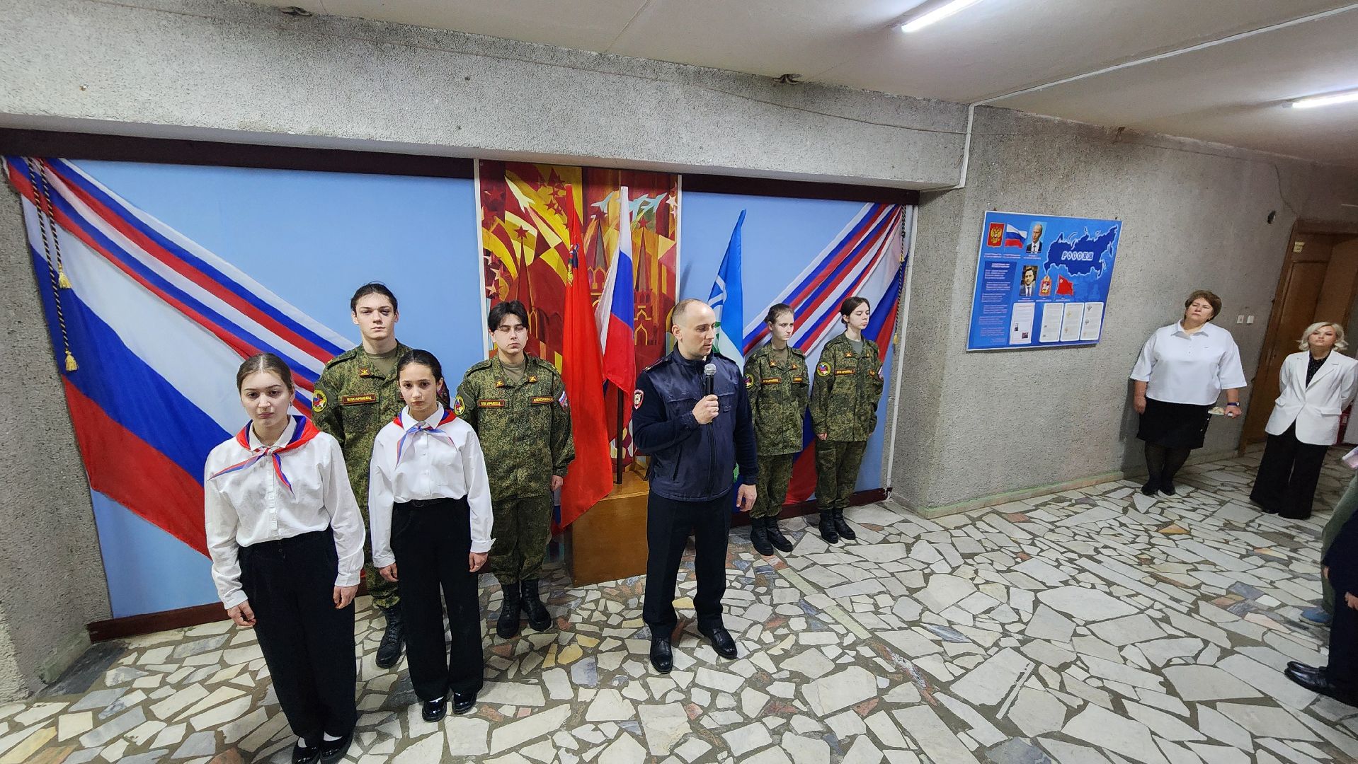 Протвино, Поднятие флага, торжественная линейка, Гимназия протвино,