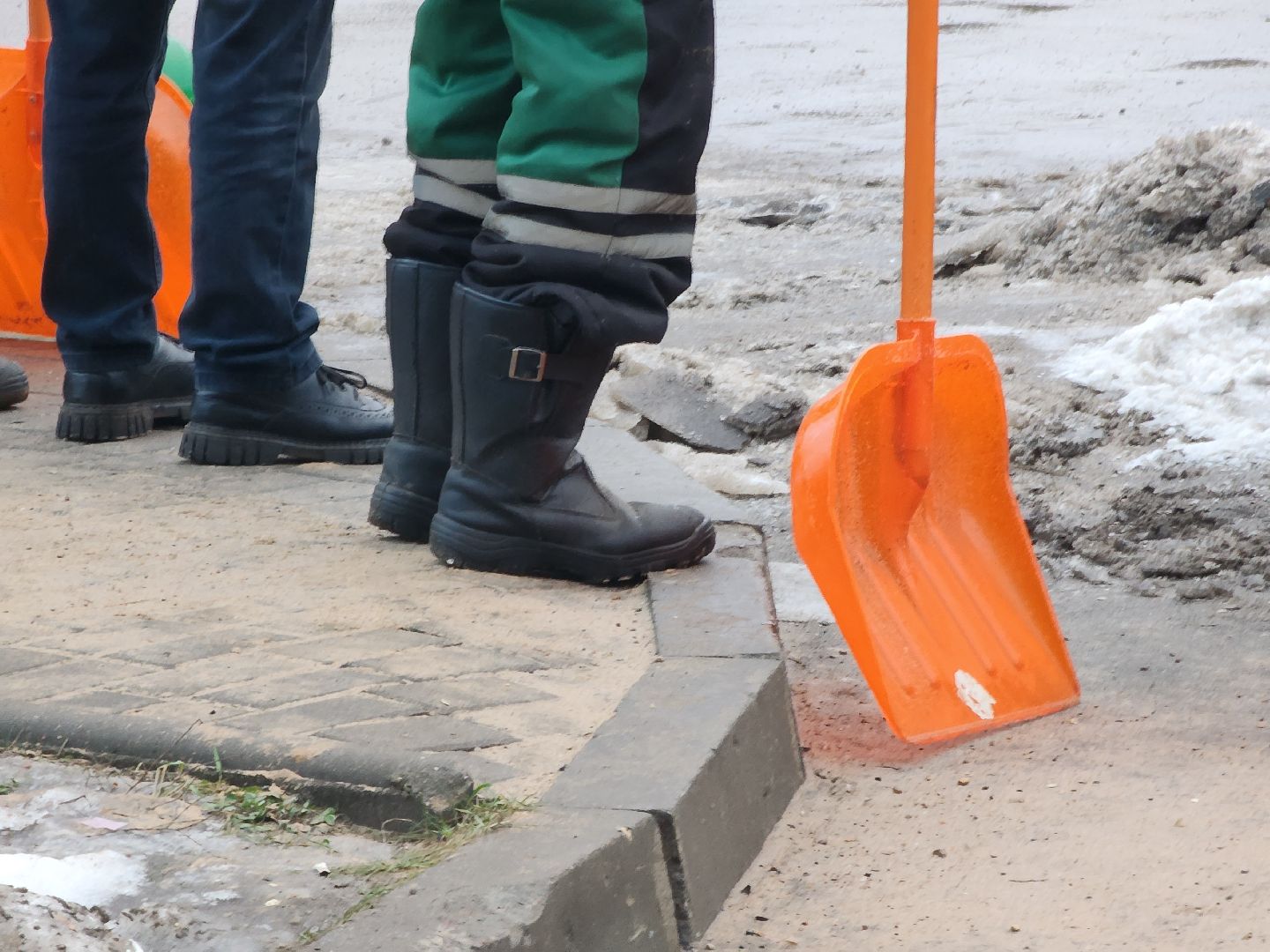 Дубна, Уборка города, жкх, Уборка наледи, Коммунальные службы, Коммунальная техника, вертикалки,