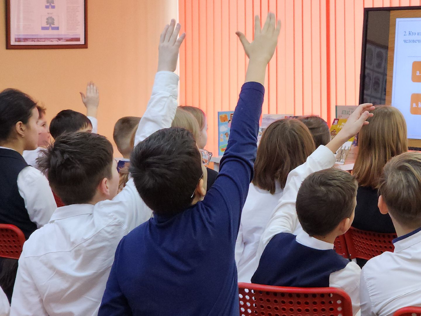 Дубна, Библиотека Левобережья, Китай, Россия, Дети,