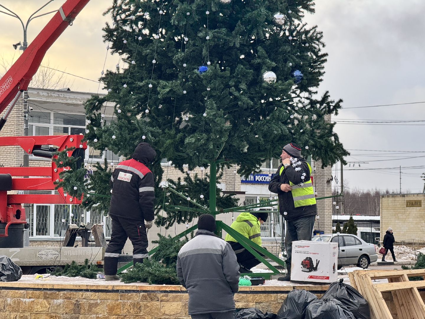 шаховская, разборка елки, ёлка, благоустойство, вертикалки,