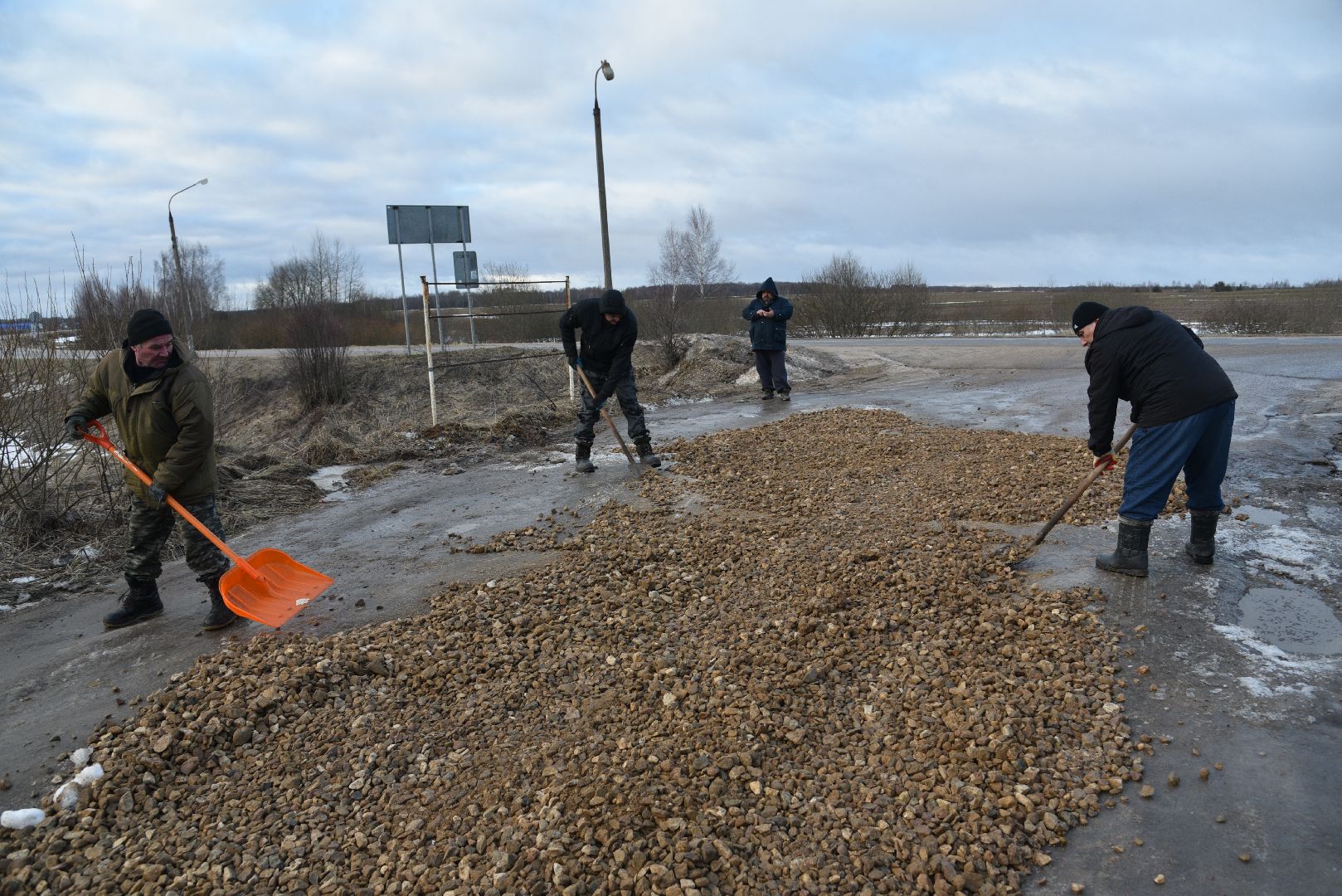лотошино, благоустройство, добродел, обращения жителей, ямочный ремонт, вертикалки,