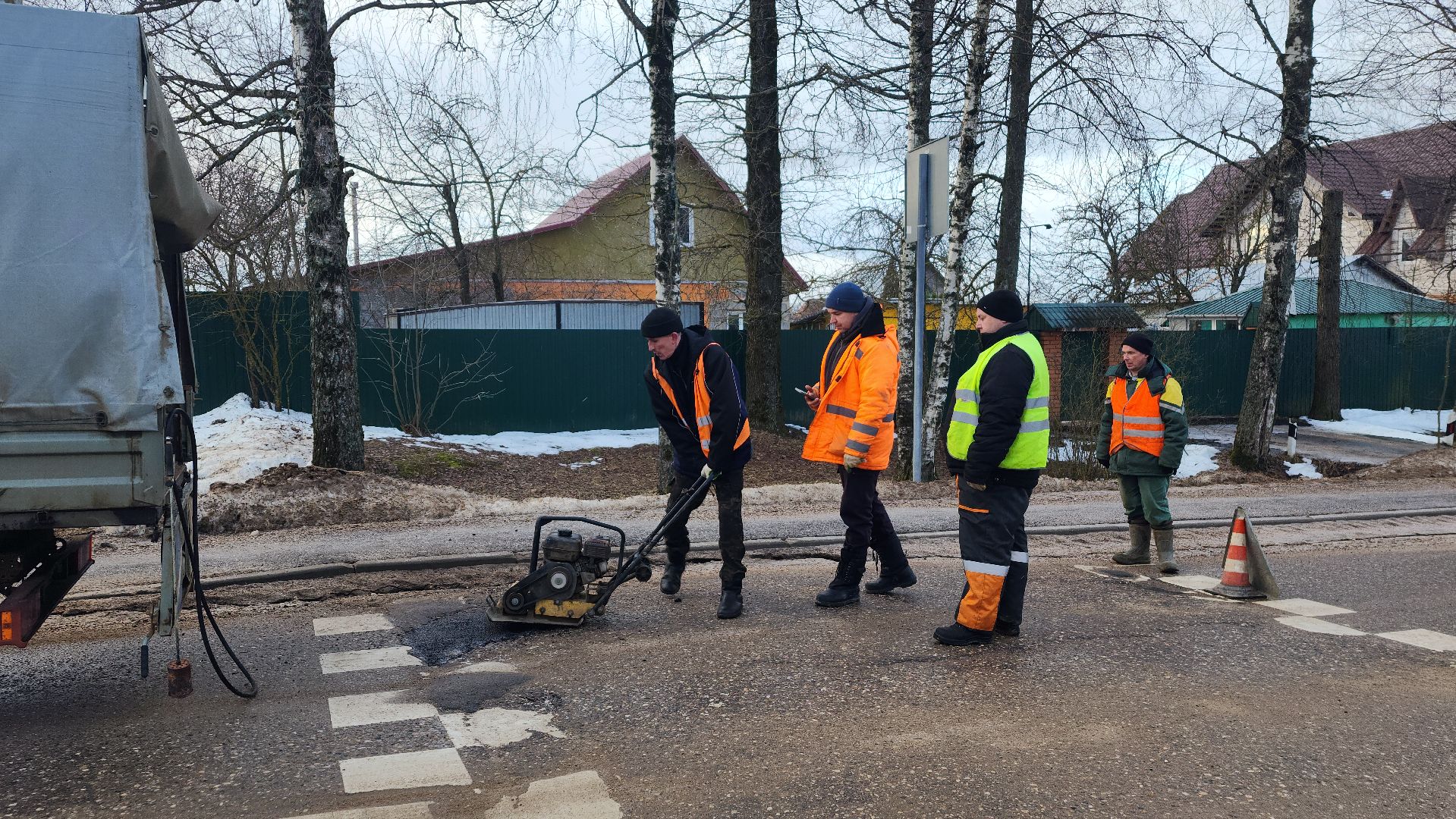 ремонт дорог, ямочный ремонт, мосавтодор, вертикалки,