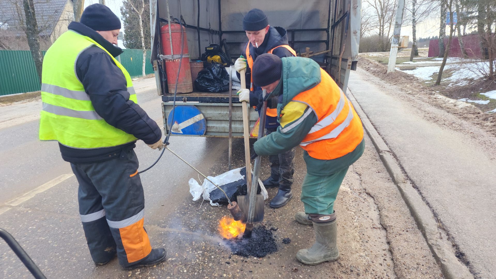 ремонт дорог, ямочный ремонт, мосавтодор, вертикалки,