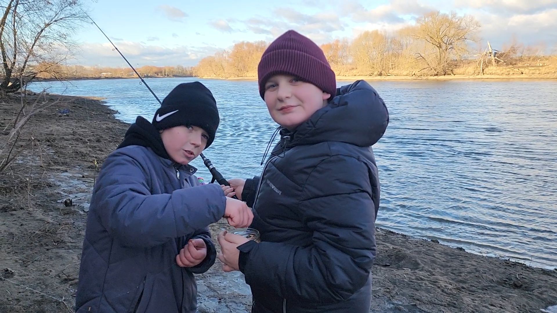 Бронницы, Рыбалка, Рыба в Бронницах, Дети, Дети на рыбалке,
